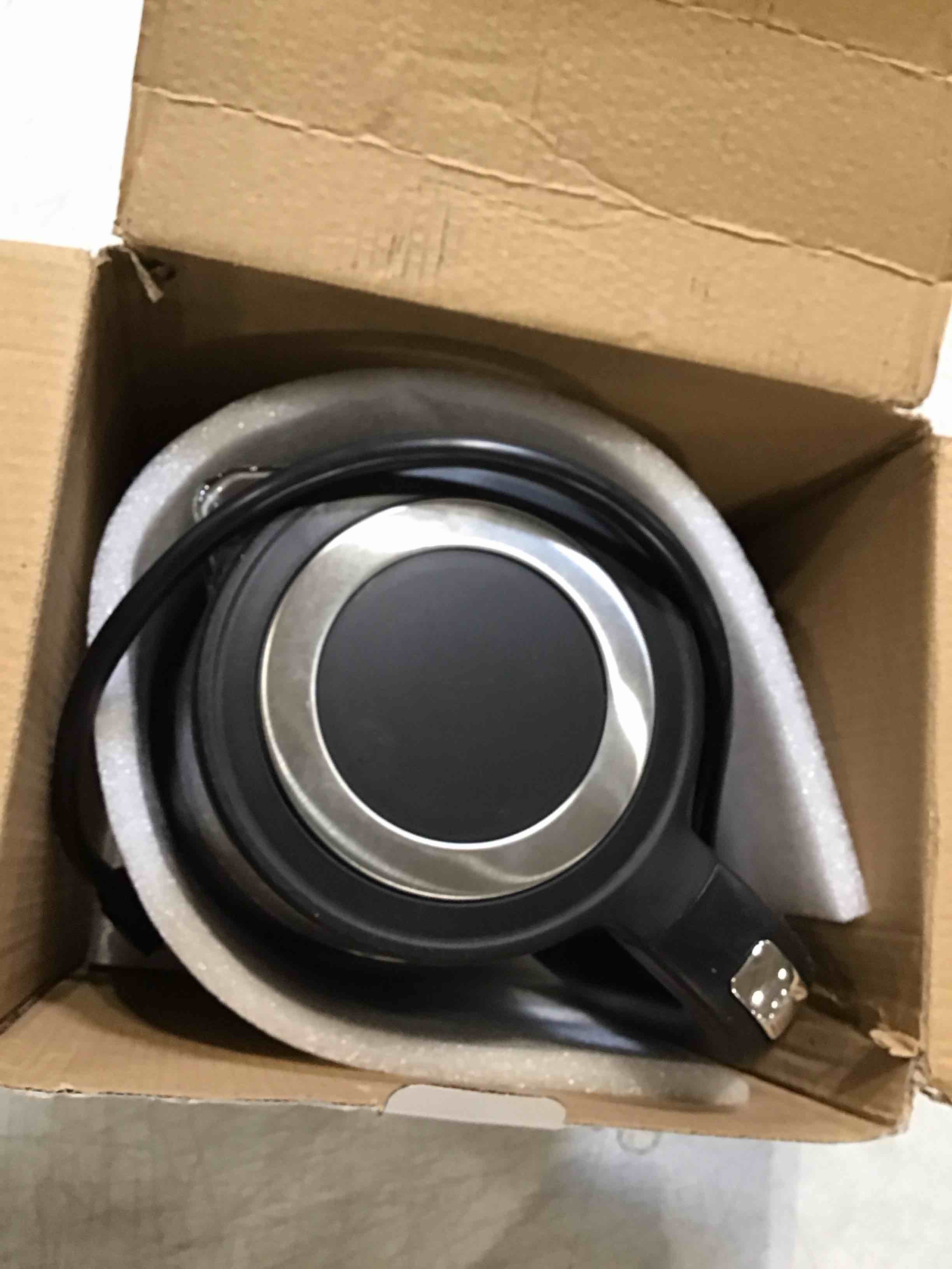 https://s3.amazonaws.com/lotting-images-prod/bidfta/BRN1853090_1746810590337.jpeg