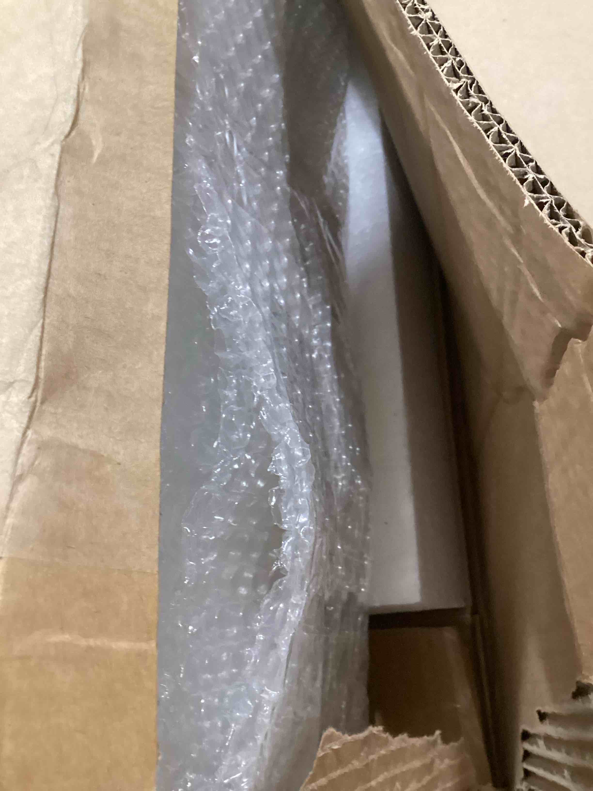 https://s3.amazonaws.com/lotting-images-prod/bidfta/BRN1854470_1751054650200.jpeg