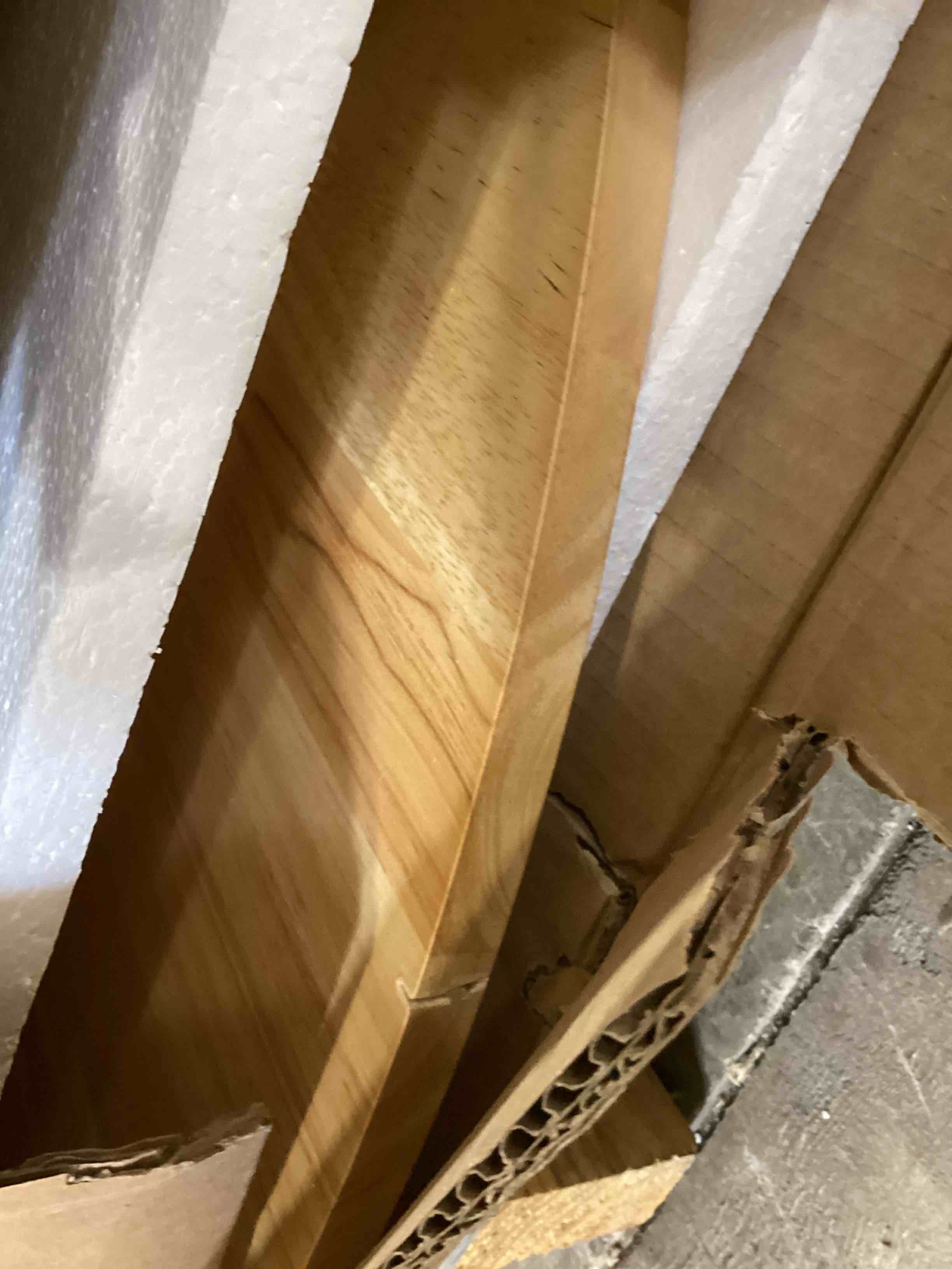 https://s3.amazonaws.com/lotting-images-prod/bidfta/BRN1854870_1751397347630.jpeg