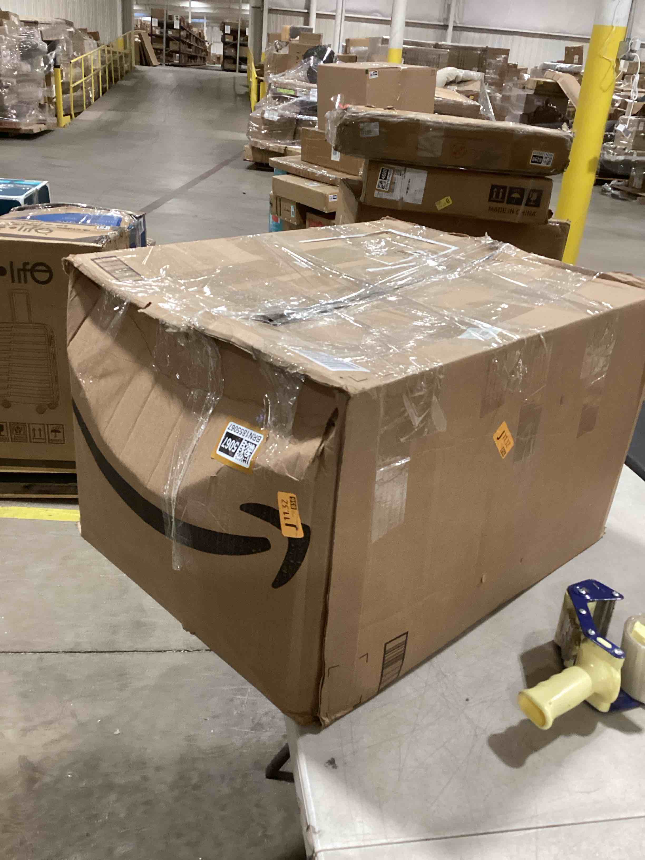 https://s3.amazonaws.com/lotting-images-prod/bidfta/BRN1855067_1743680522813.jpeg
