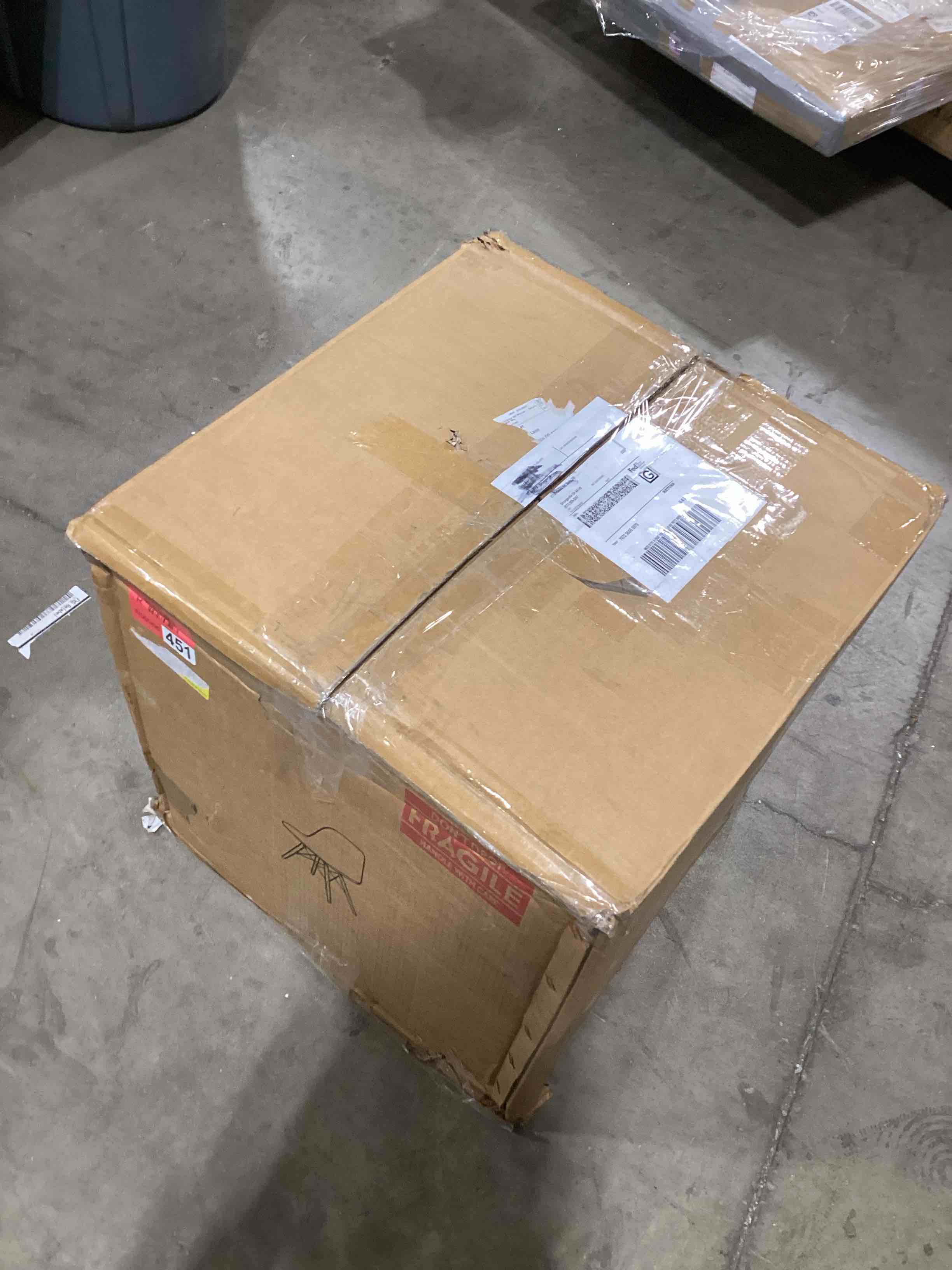 https://s3.amazonaws.com/lotting-images-prod/bidfta/BRN1855191_1743770169111.jpeg