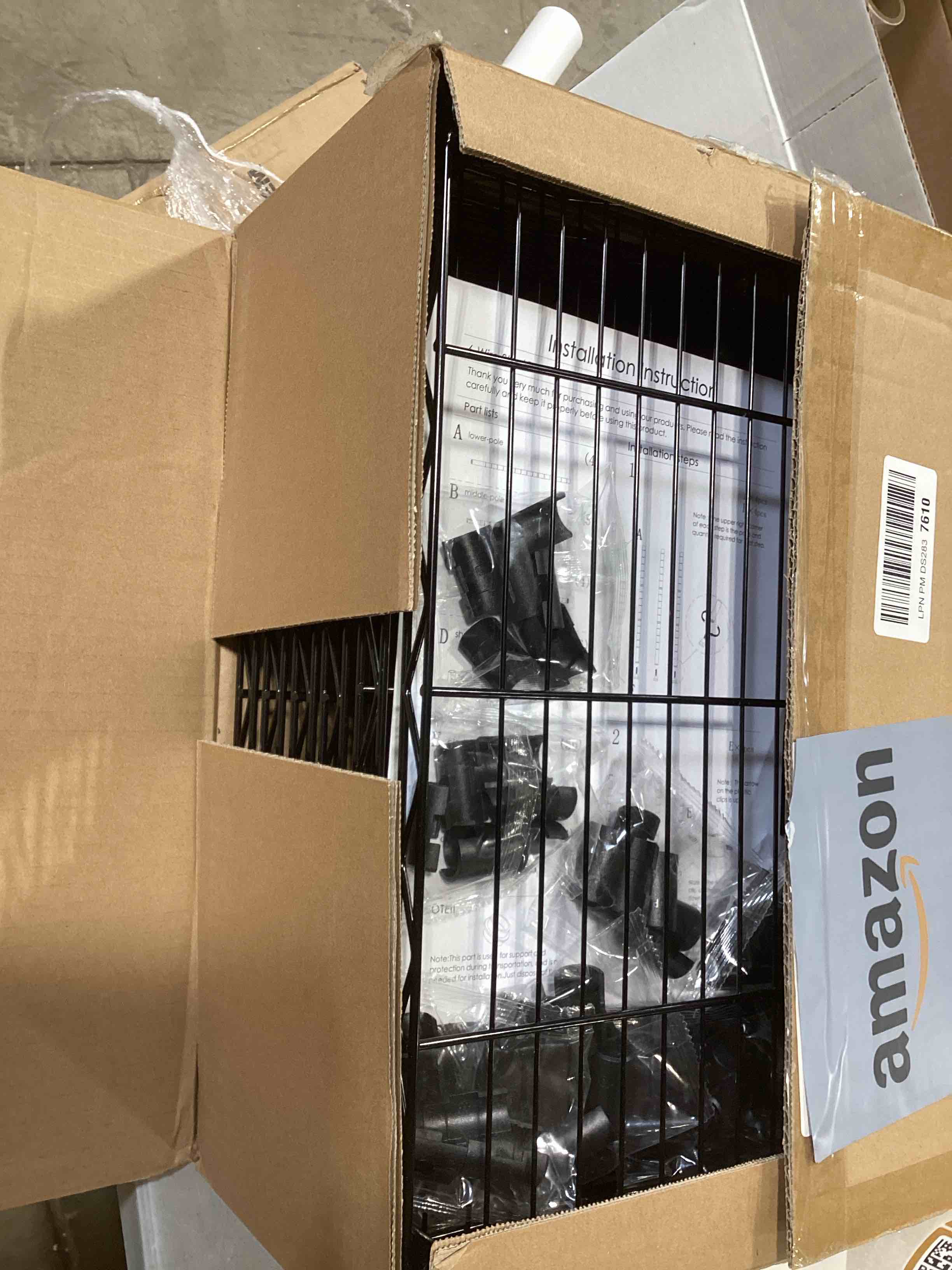 https://s3.amazonaws.com/lotting-images-prod/bidfta/BRN1856176_1745505823827.jpeg