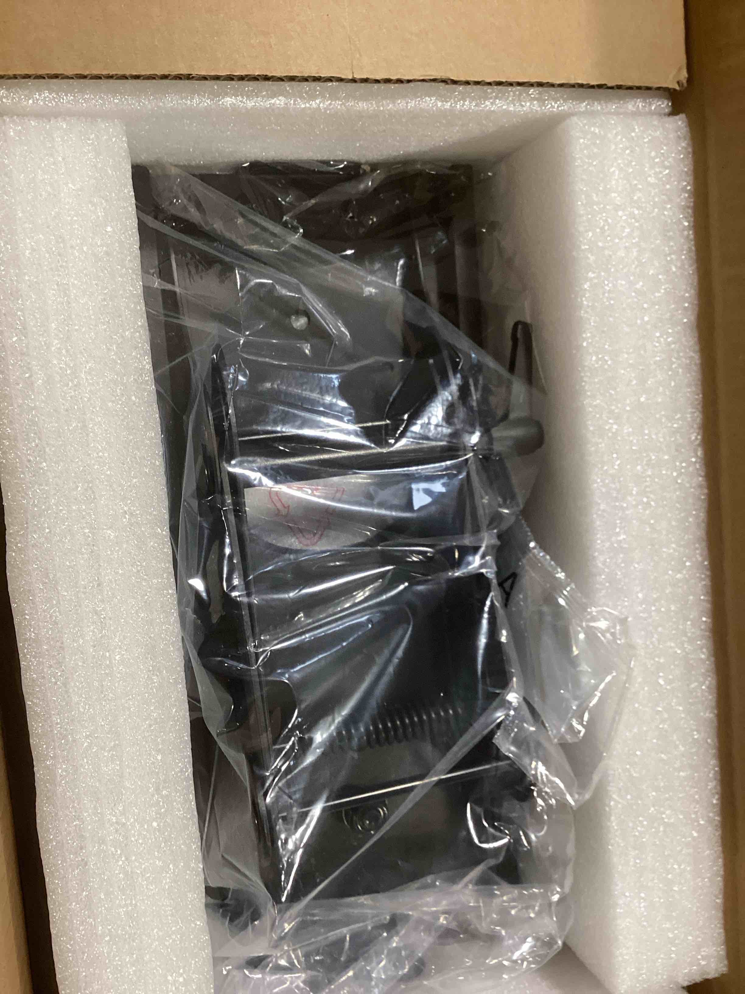 https://s3.amazonaws.com/lotting-images-prod/bidfta/BRN1856437_1746107468462.jpeg