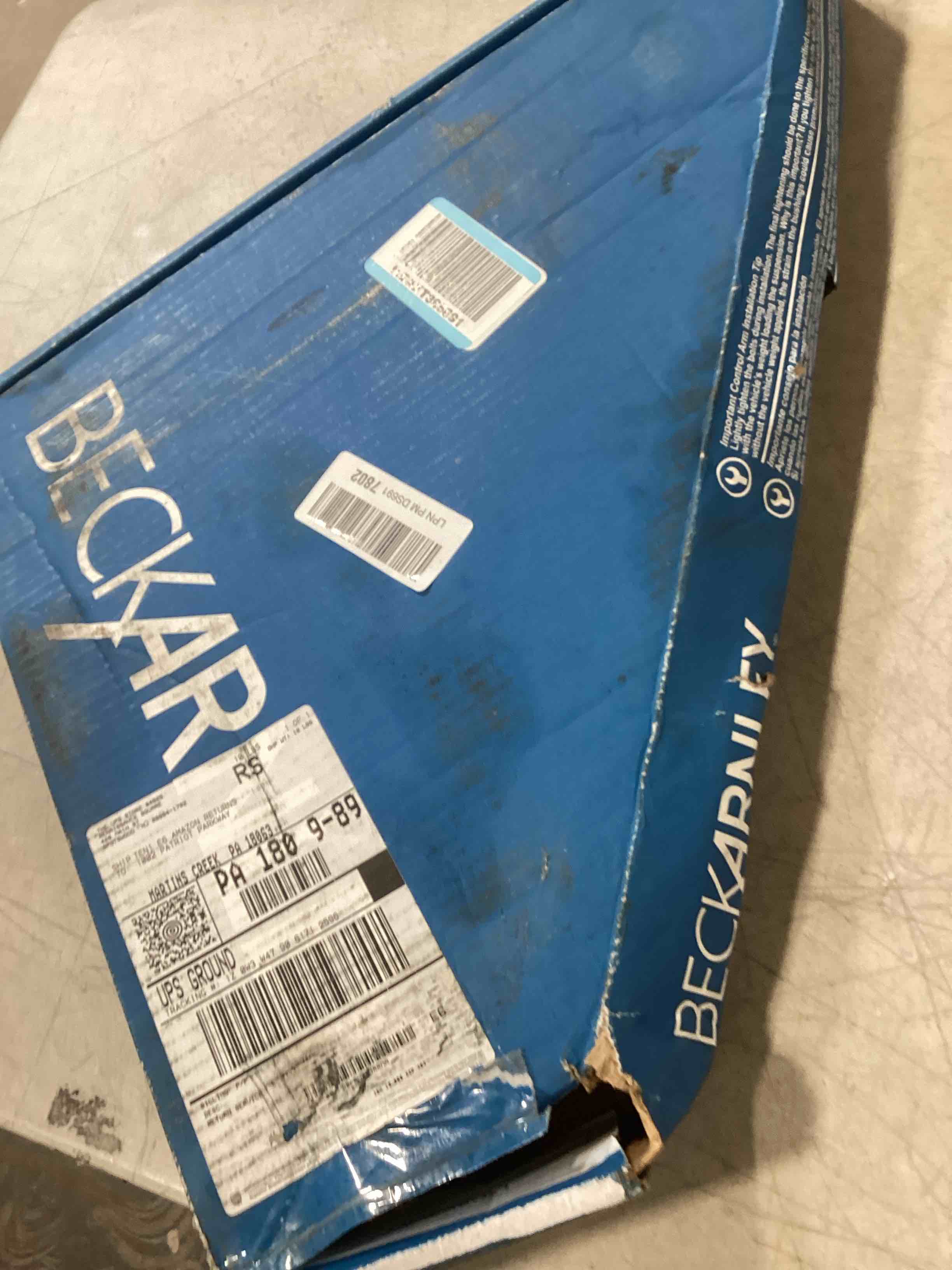 https://s3.amazonaws.com/lotting-images-prod/bidfta/BRN1856885_1746811668397.jpeg