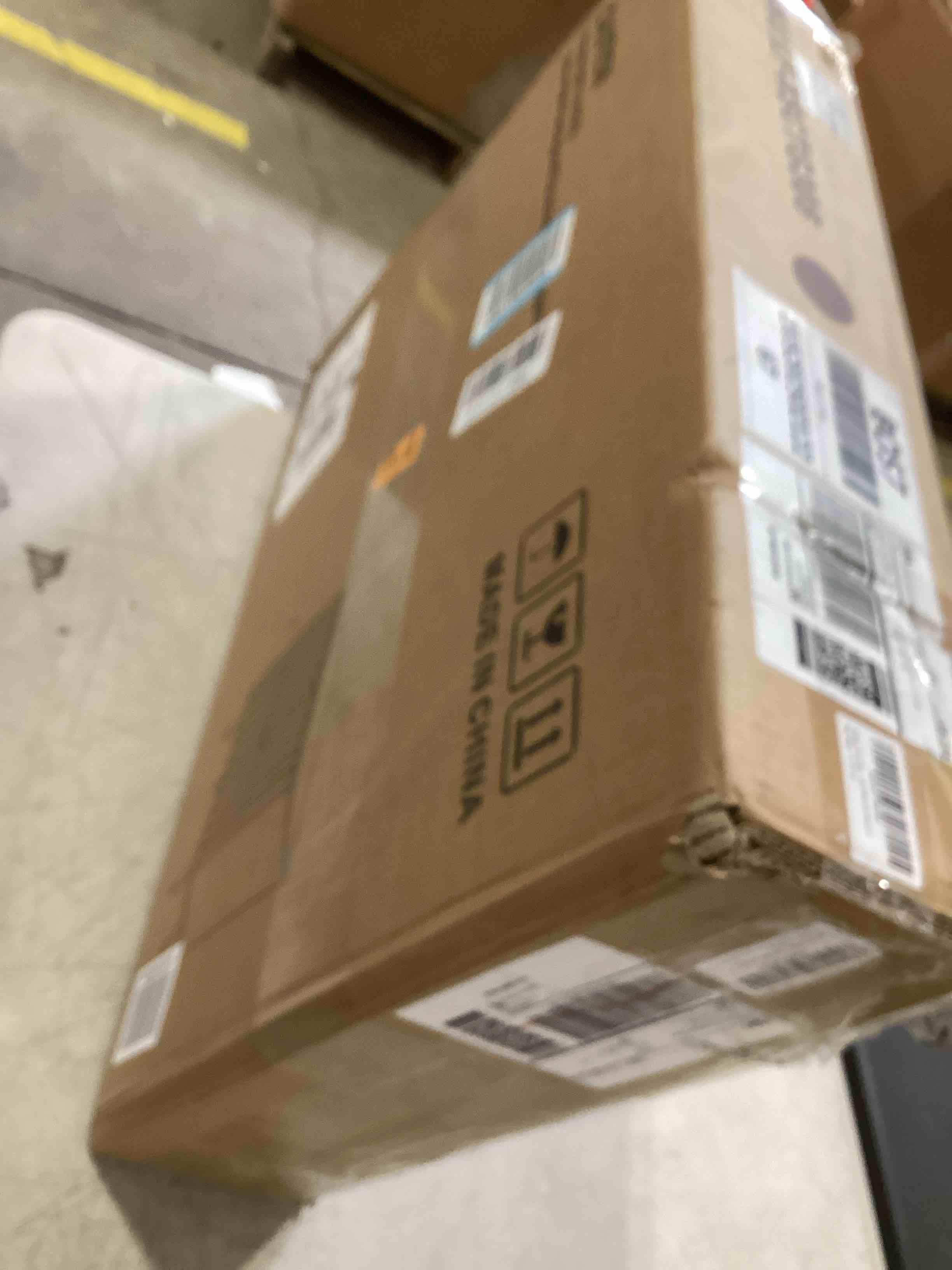 https://s3.amazonaws.com/lotting-images-prod/bidfta/BRN1856903_1746815174648.jpeg