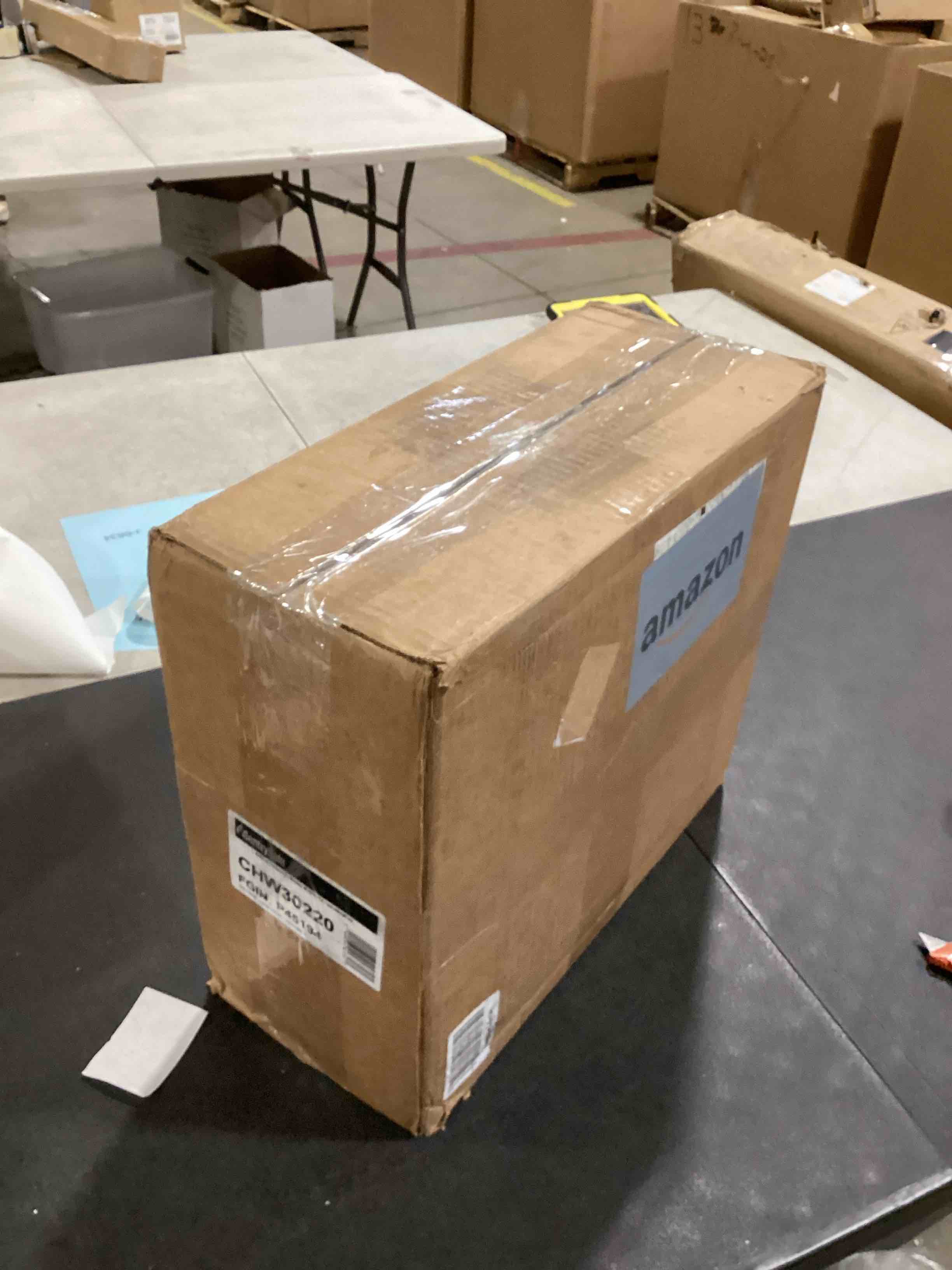 https://s3.amazonaws.com/lotting-images-prod/bidfta/BRN1856979_1747052229376.jpeg