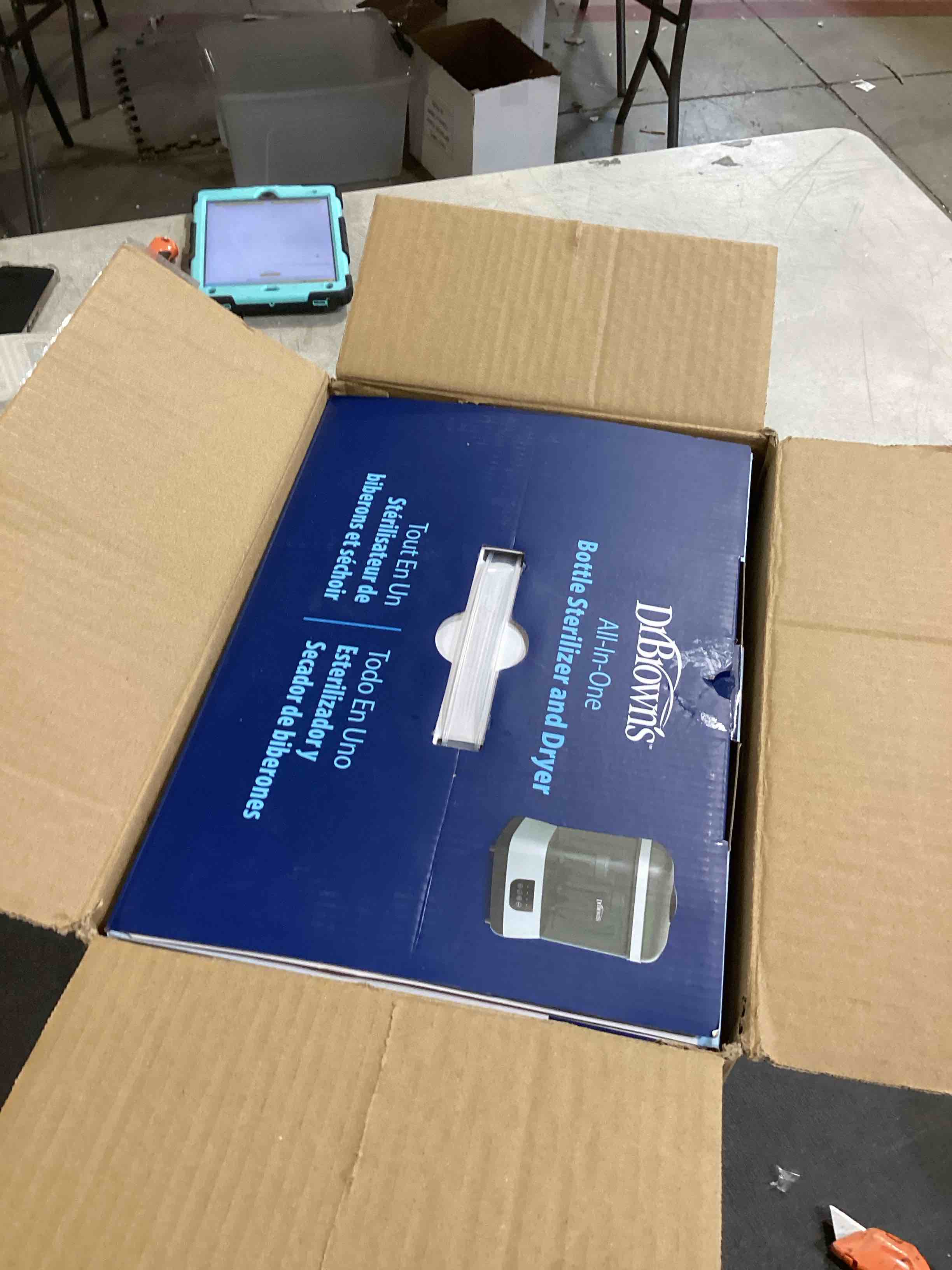 https://s3.amazonaws.com/lotting-images-prod/bidfta/BRN1857185_1747242738900.jpeg