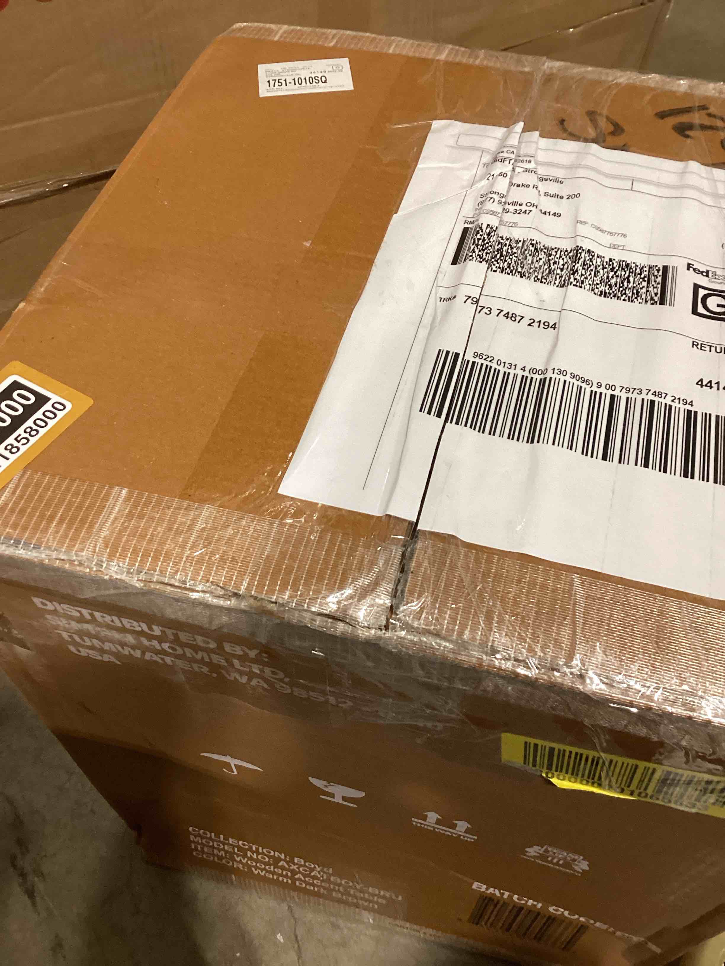 https://s3.amazonaws.com/lotting-images-prod/bidfta/BRN1858000_1750698048399.jpeg