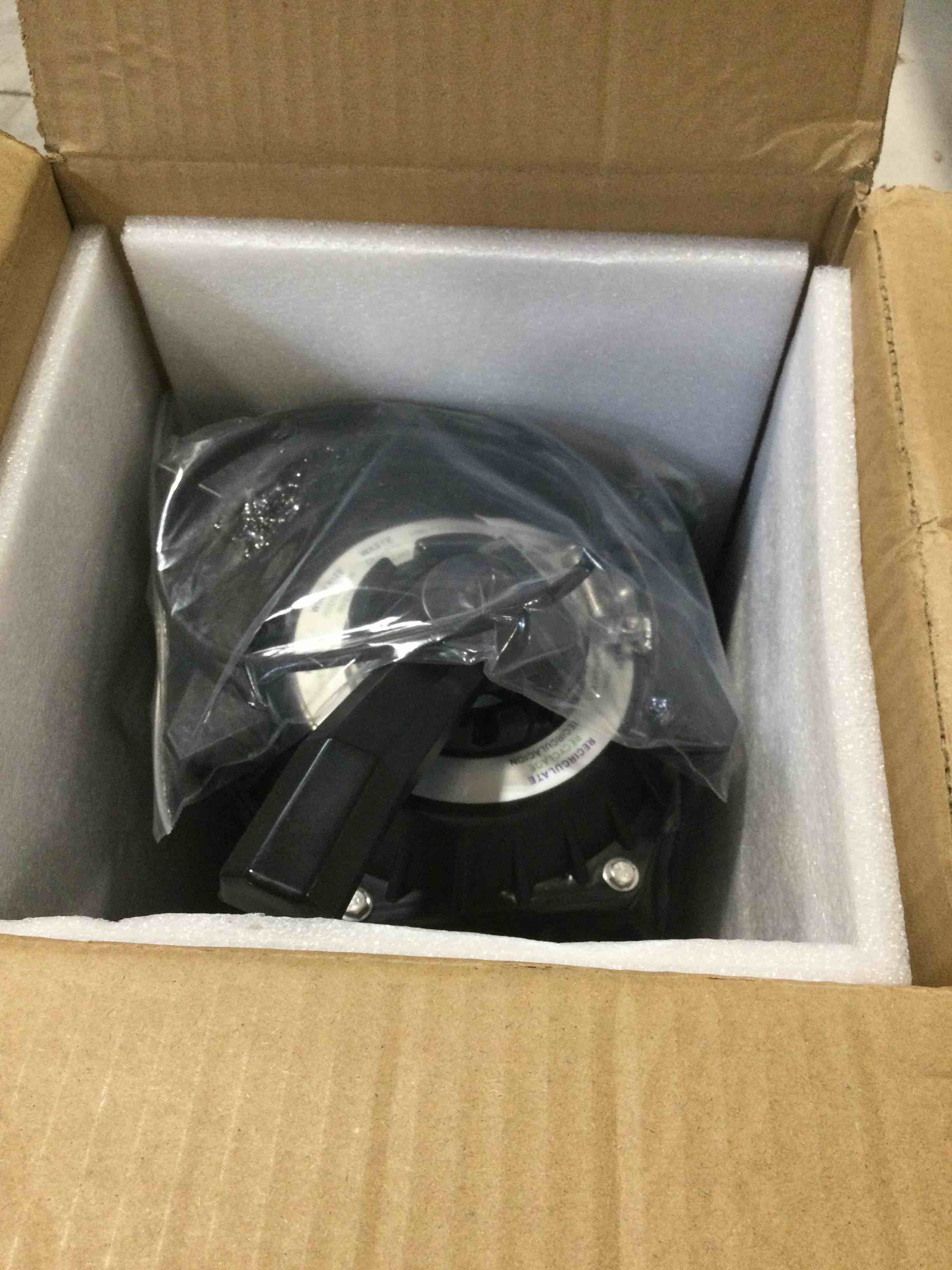 https://s3.amazonaws.com/lotting-images-prod/bidfta/BRN1858436_1743789190835.jpeg