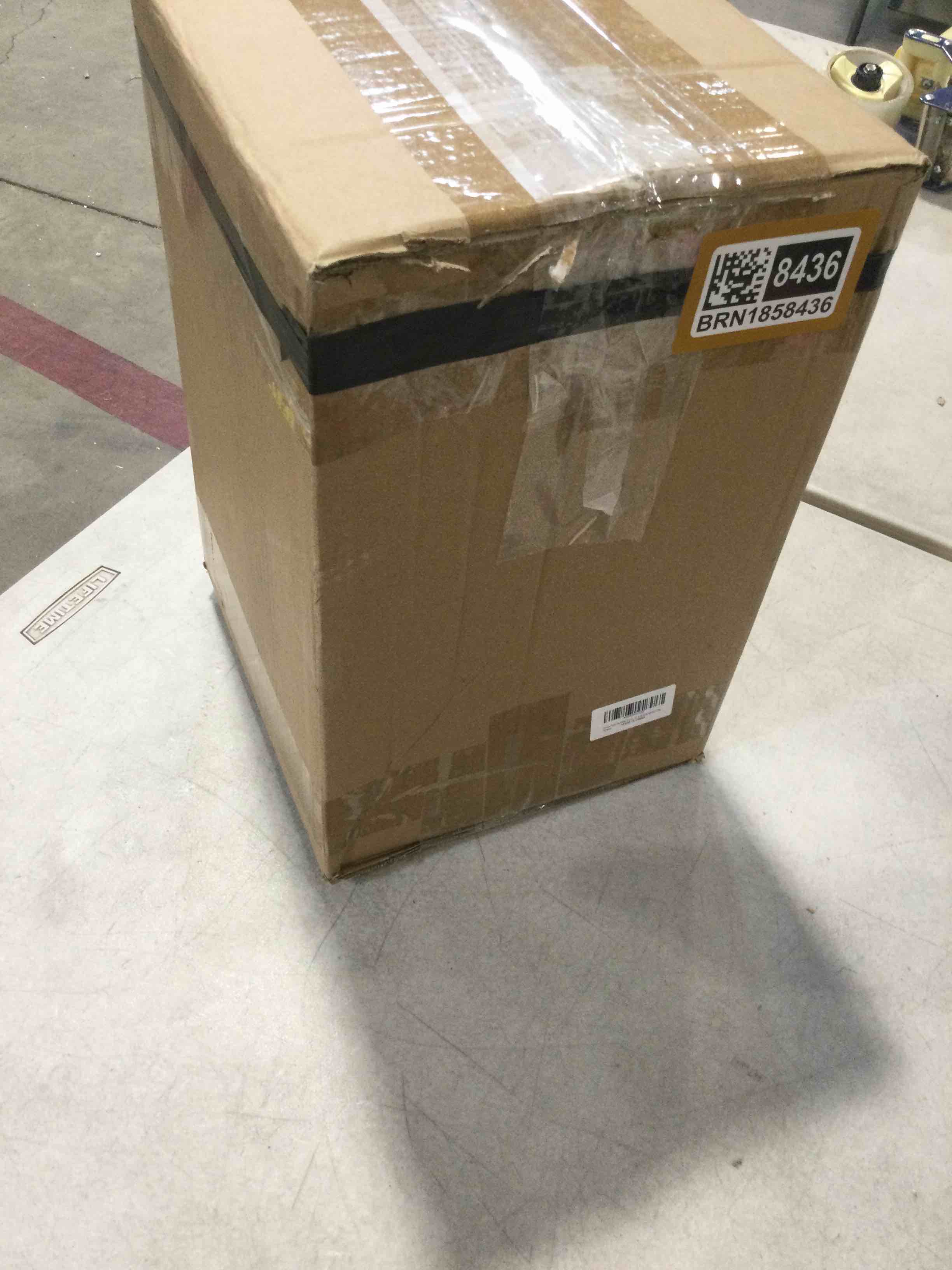 https://s3.amazonaws.com/lotting-images-prod/bidfta/BRN1858436_1743789223132.jpeg