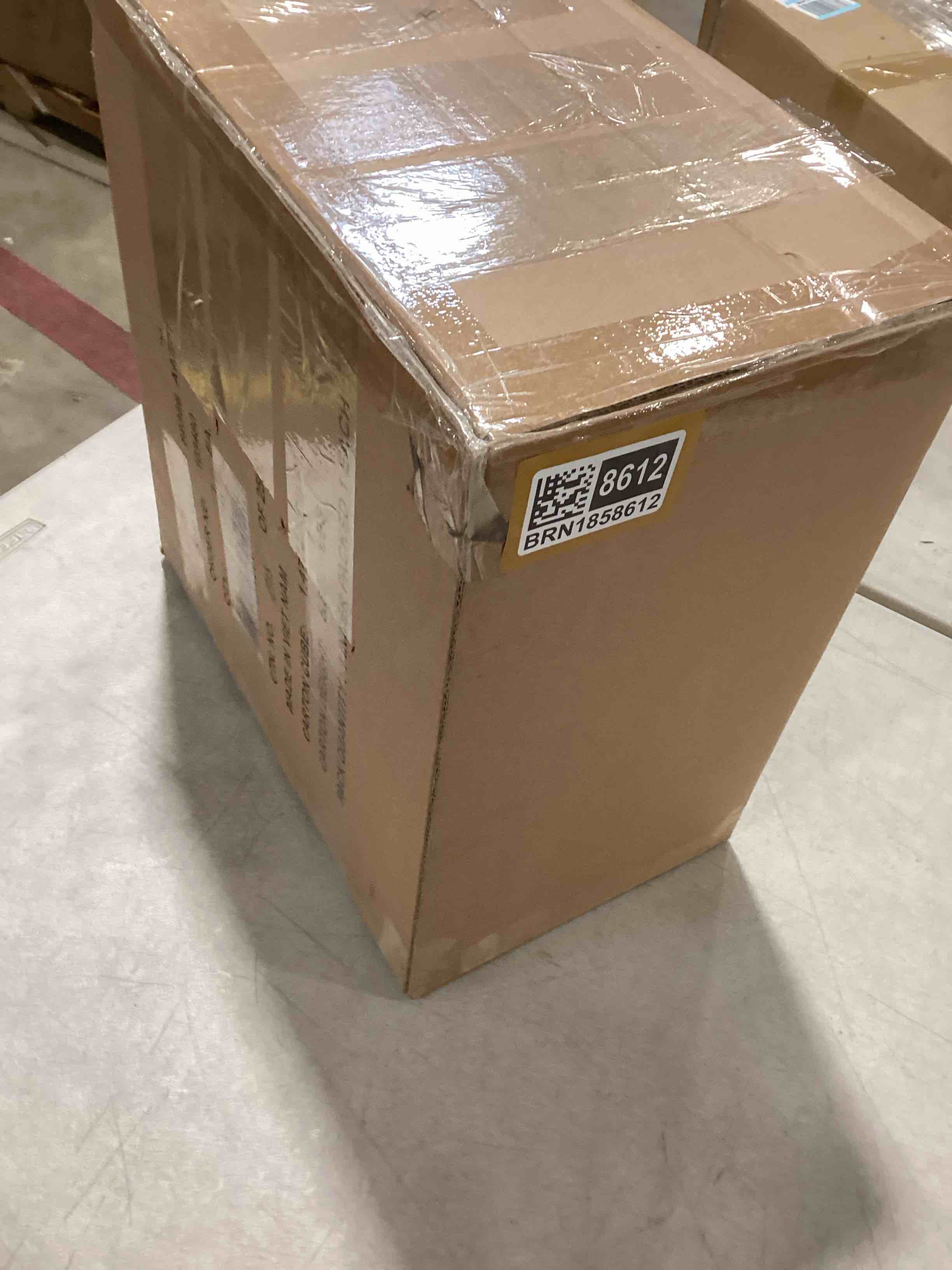https://s3.amazonaws.com/lotting-images-prod/bidfta/BRN1858612_1744120268625.jpeg