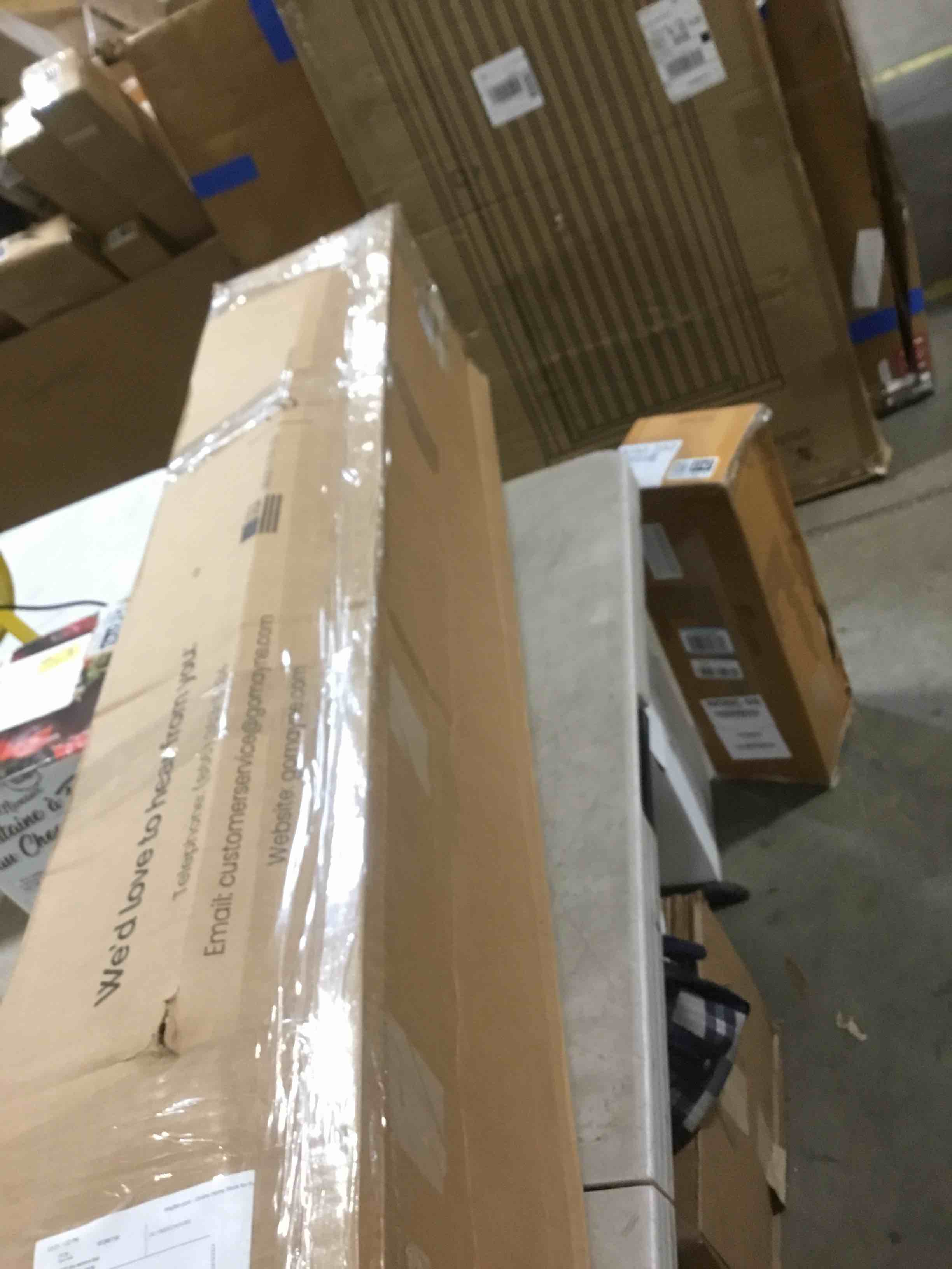 https://s3.amazonaws.com/lotting-images-prod/bidfta/BRN1861147_1750424230621.jpeg