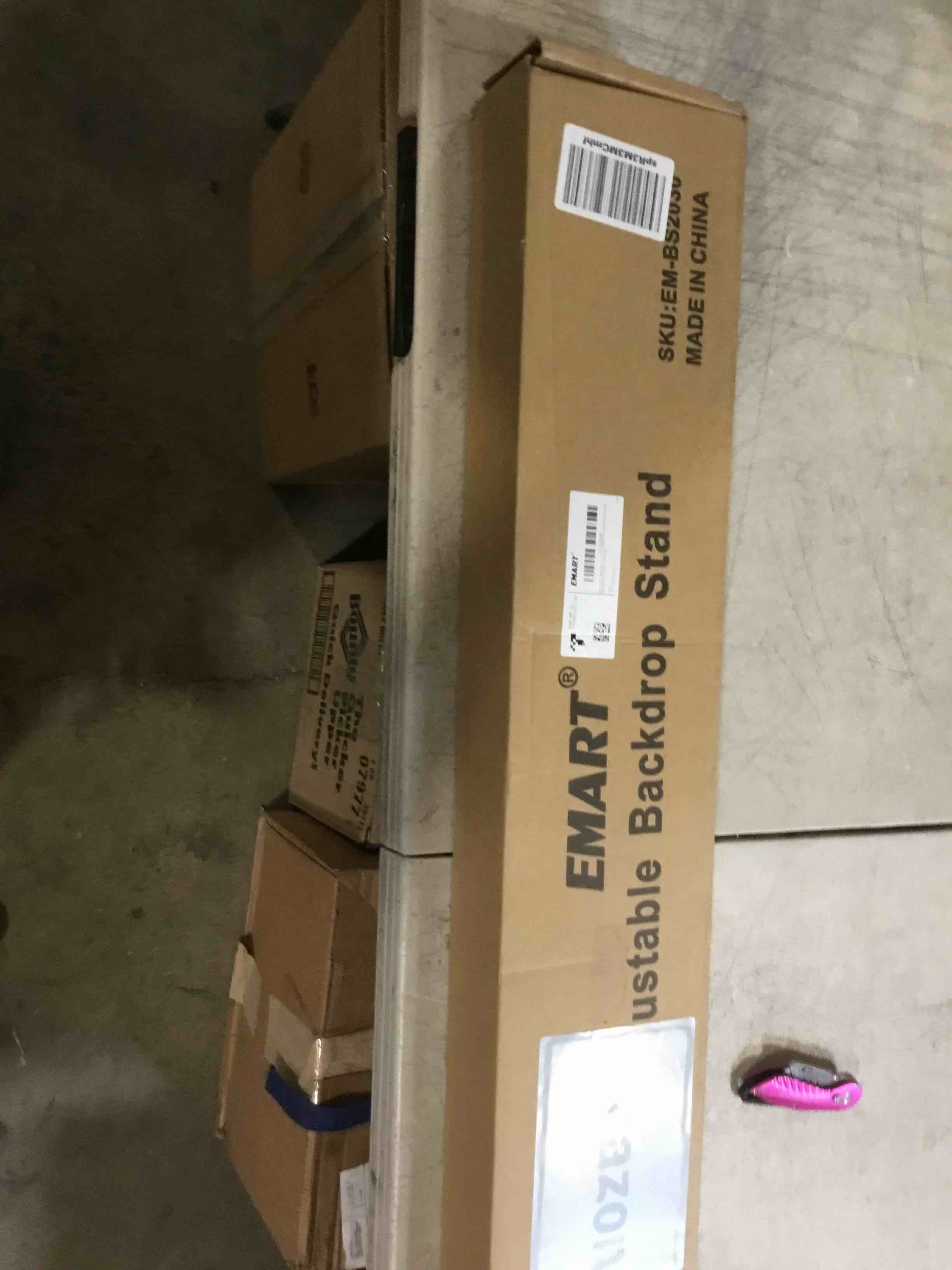 https://s3.amazonaws.com/lotting-images-prod/bidfta/BRN1861320_1750700240579.jpeg