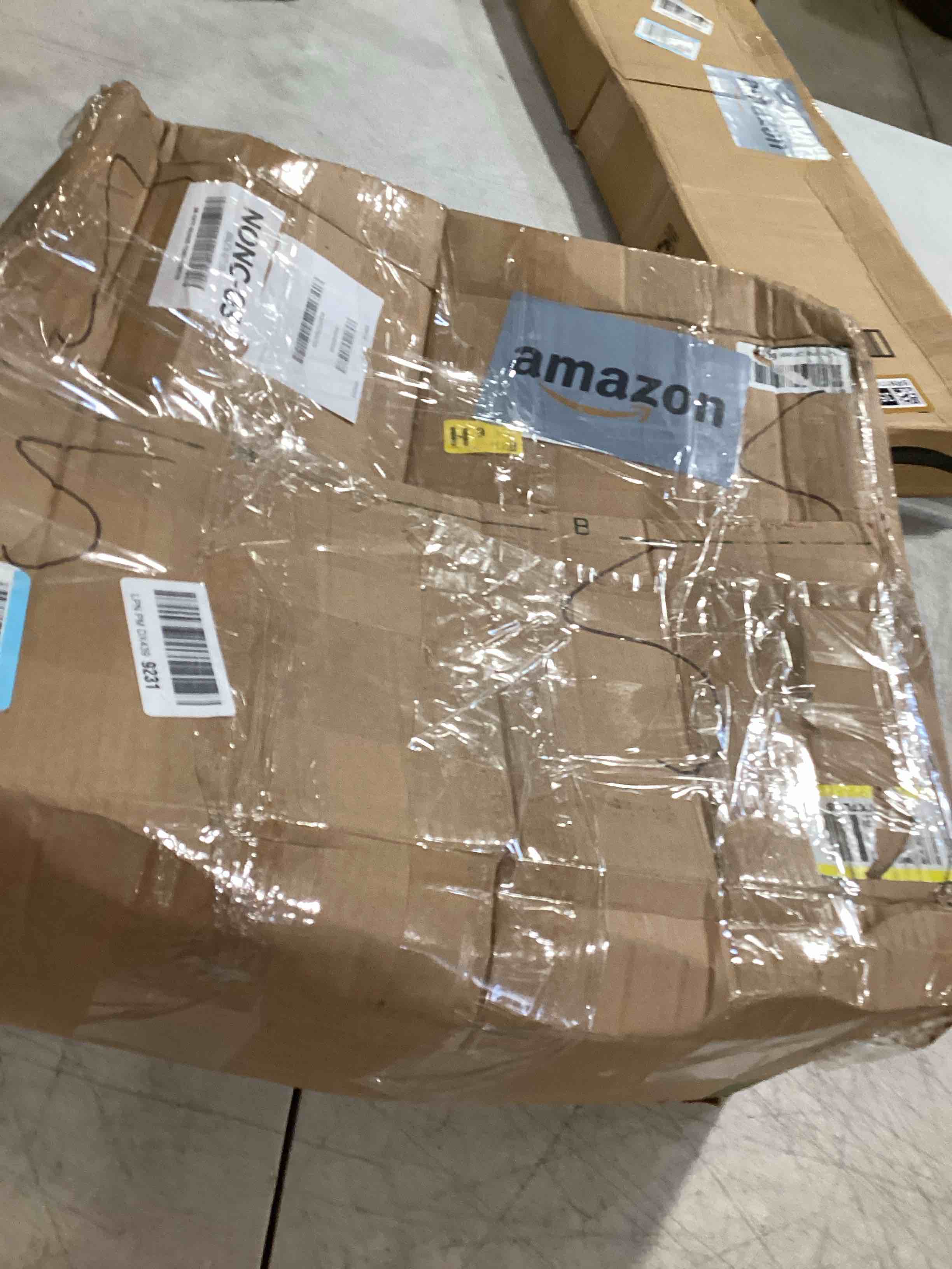 https://s3.amazonaws.com/lotting-images-prod/bidfta/BRN1861343_1750765094817.jpeg
