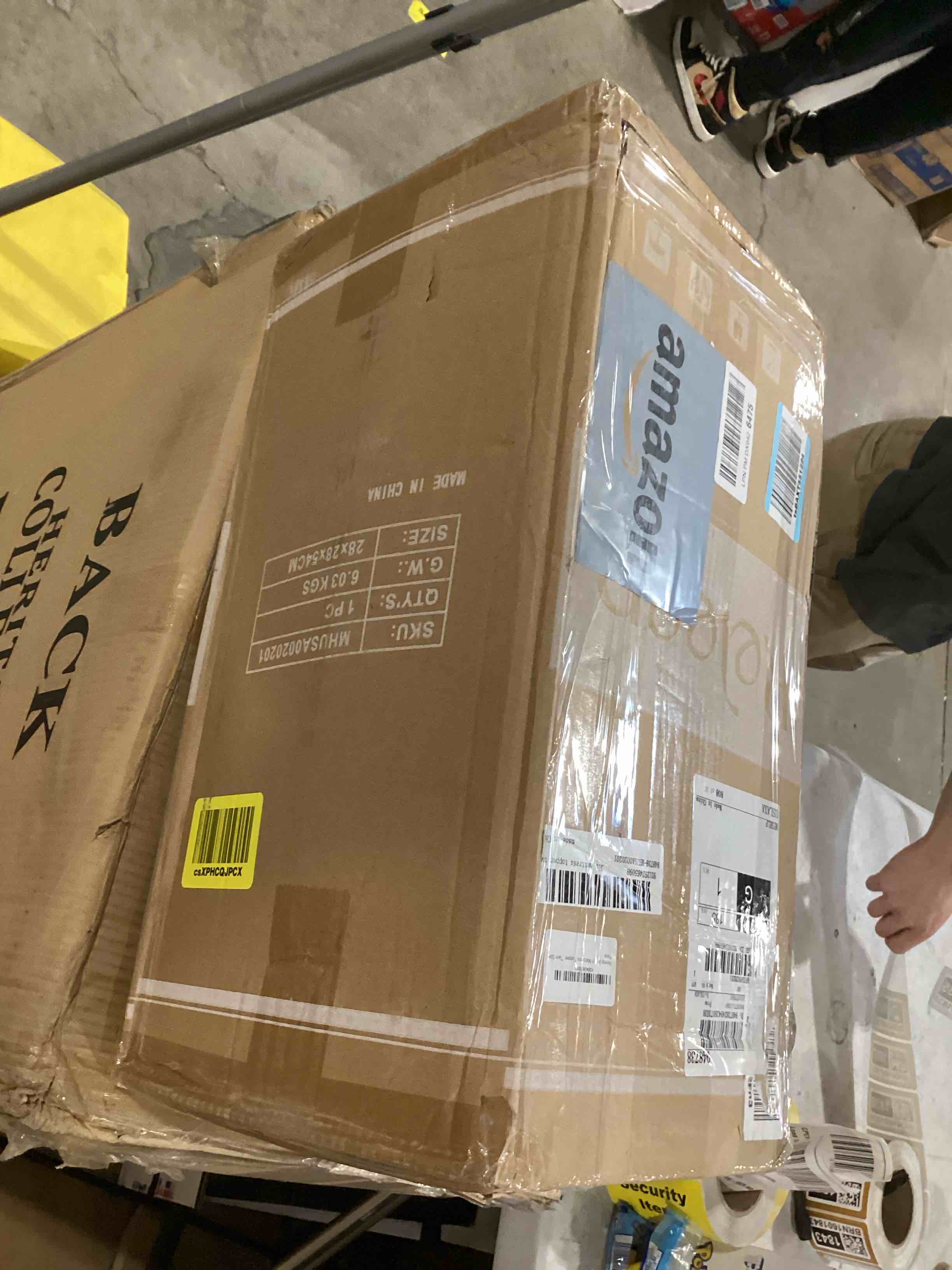 https://s3.amazonaws.com/lotting-images-prod/bidfta/BRN1861704_1751543325490.jpeg