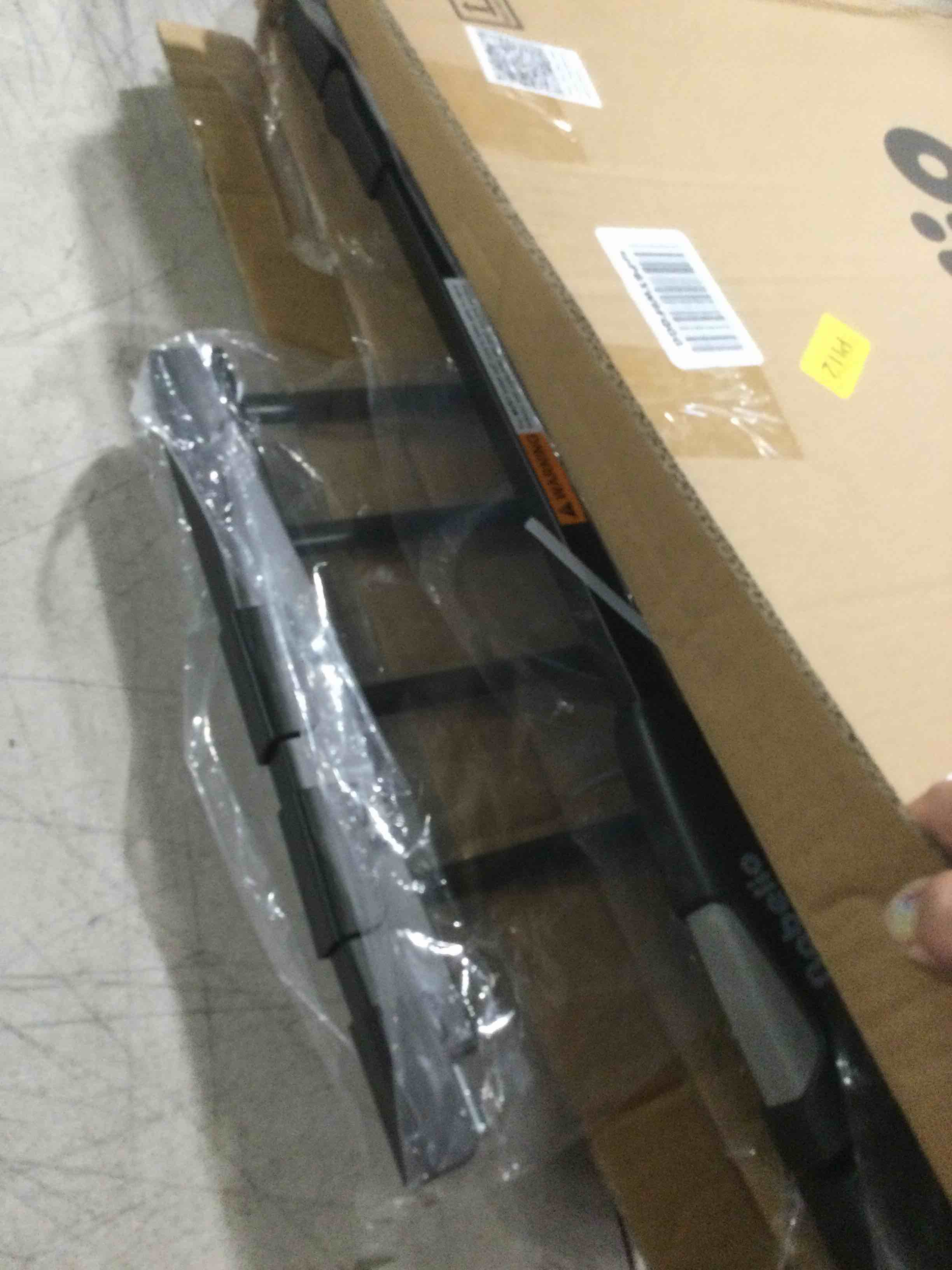 https://s3.amazonaws.com/lotting-images-prod/bidfta/BRN1861792_1751887145280.jpeg