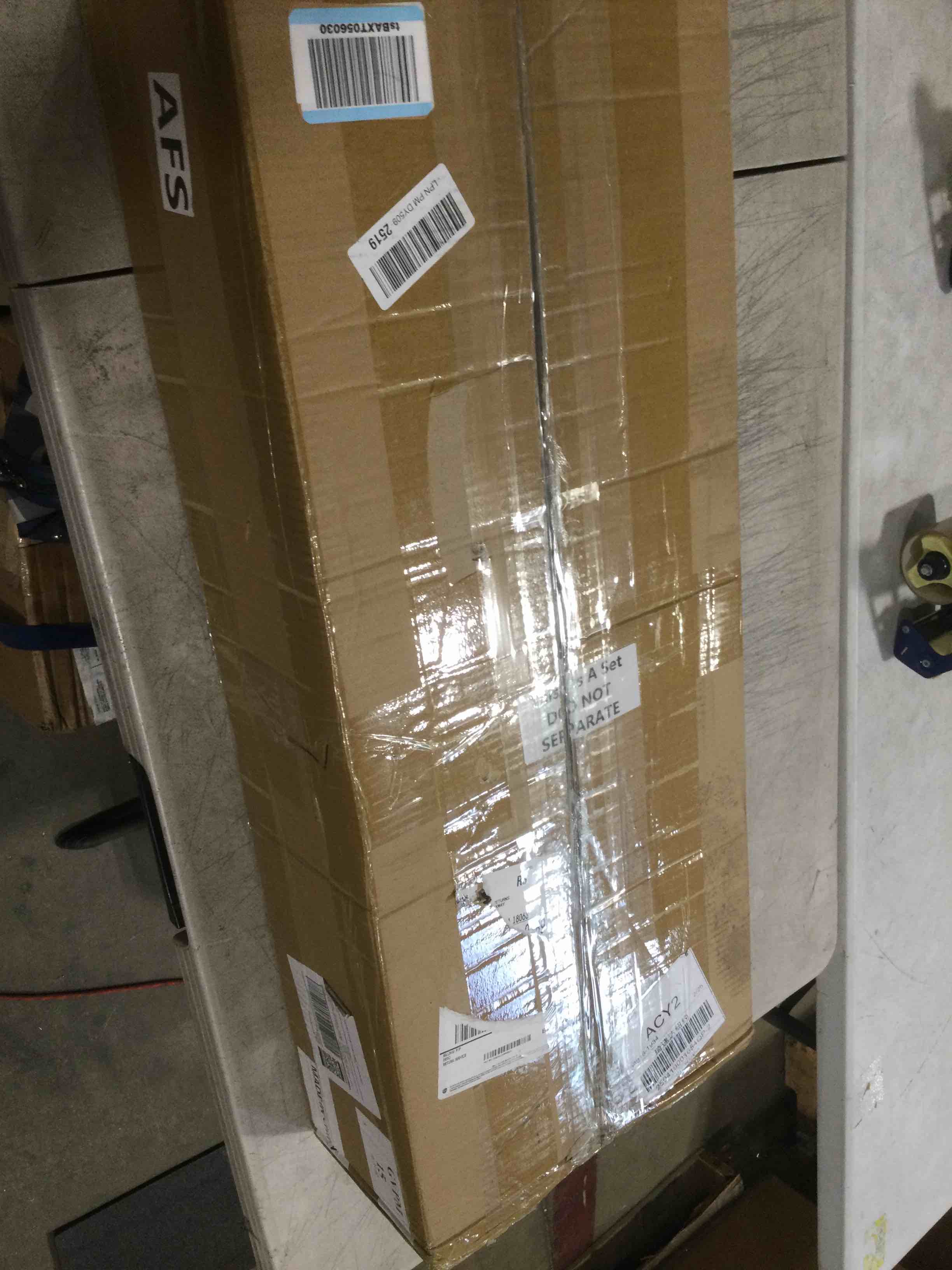 https://s3.amazonaws.com/lotting-images-prod/bidfta/BRN1861805_1751888894184.jpeg