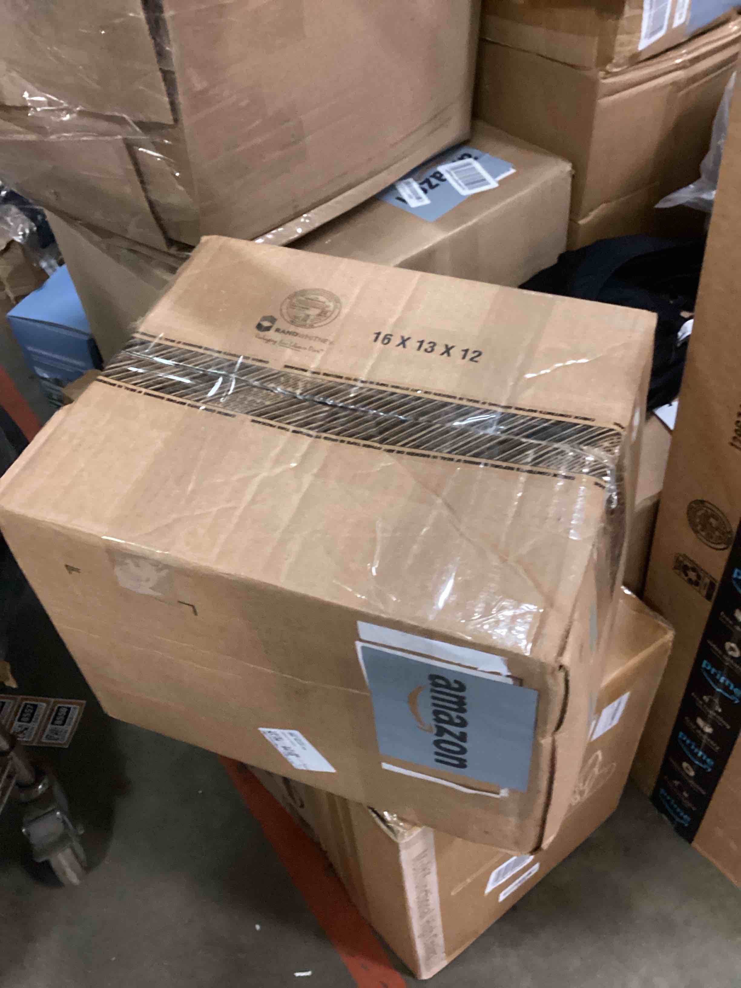 https://s3.amazonaws.com/lotting-images-prod/bidfta/BRN1868647_1753363001843.jpeg