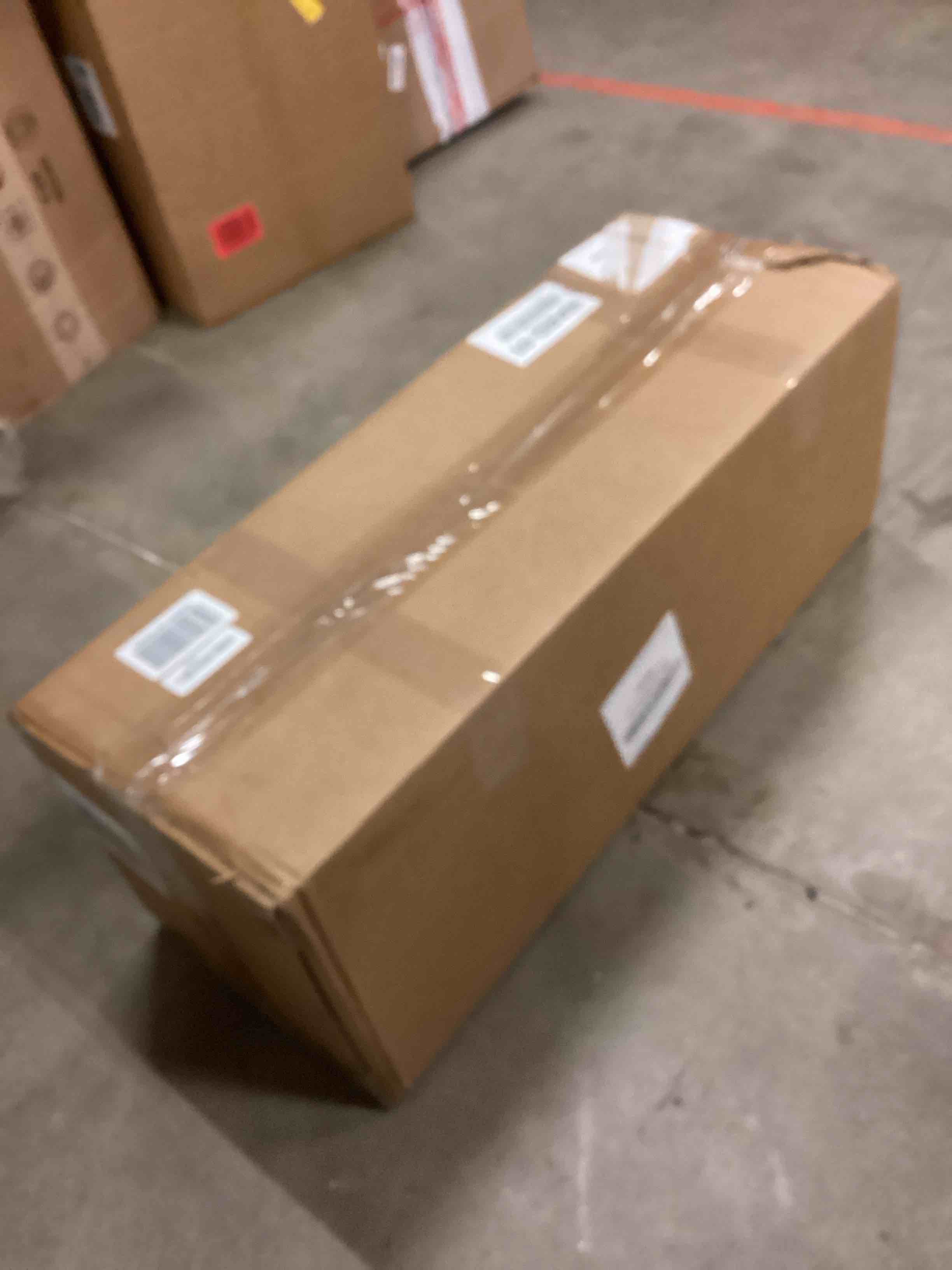 https://s3.amazonaws.com/lotting-images-prod/bidfta/BRN1868895_1753385127837.jpeg