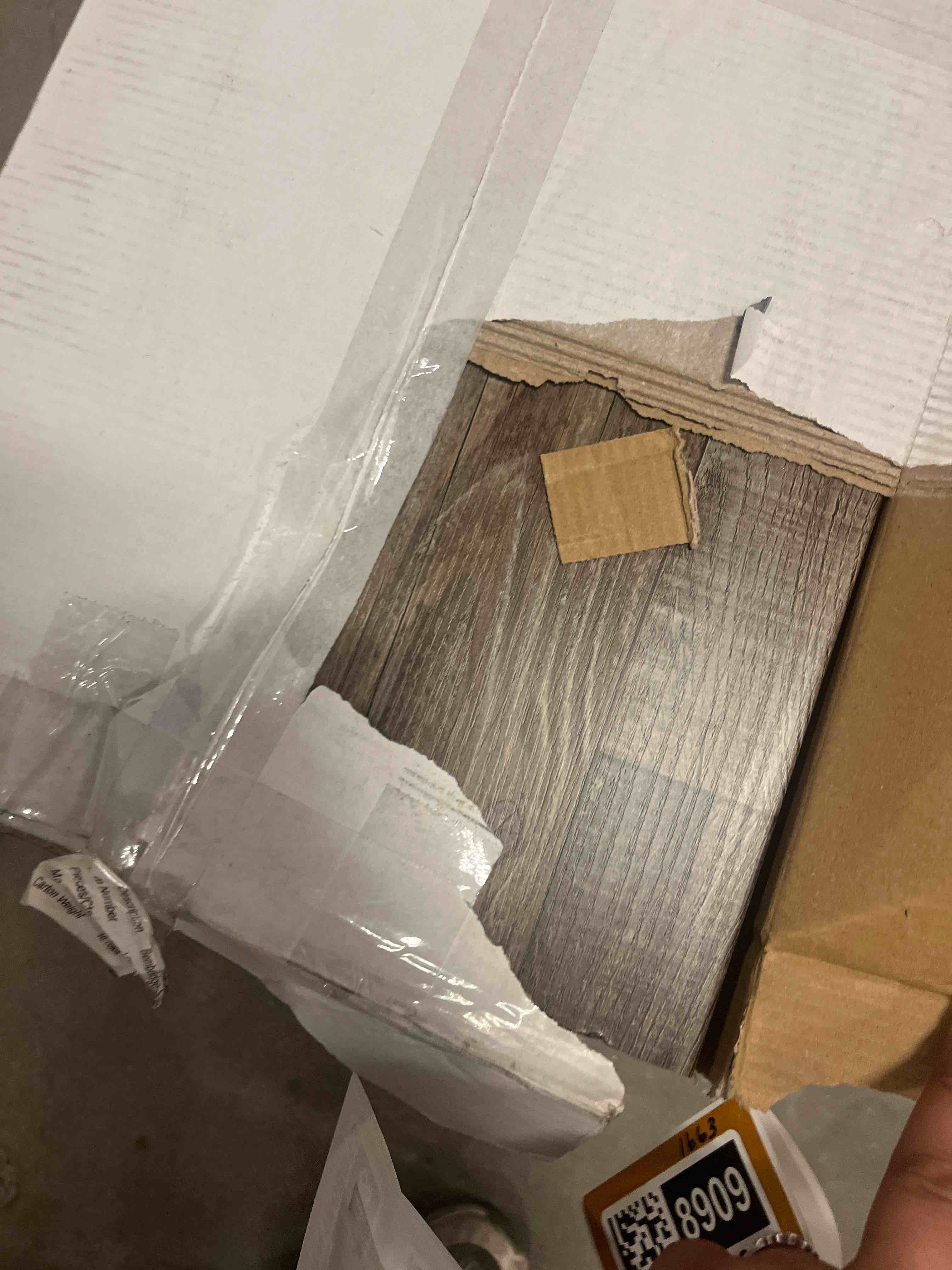 https://s3.amazonaws.com/lotting-images-prod/bidfta/BRN1868909_1753450137343.jpeg