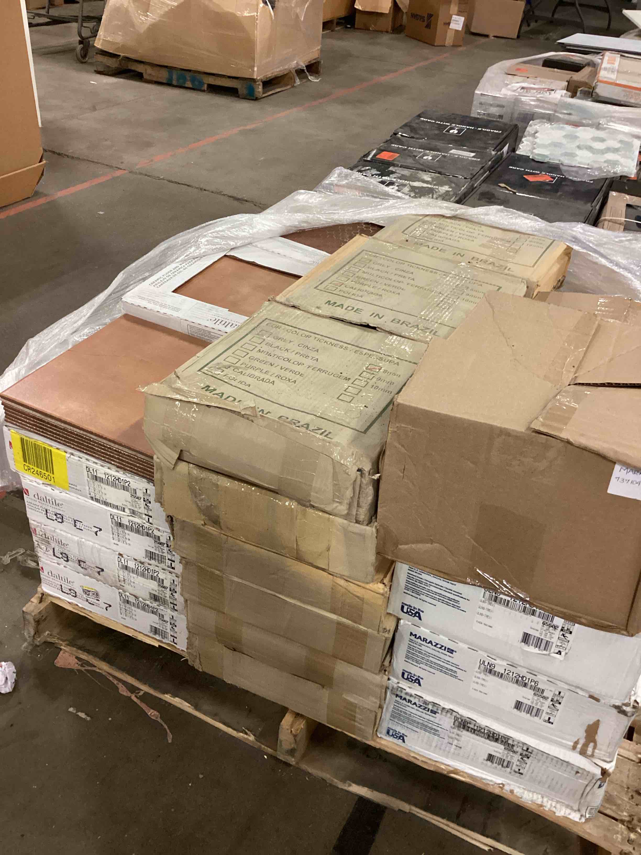 https://s3.amazonaws.com/lotting-images-prod/bidfta/BRN1868914_1753969288065.jpeg