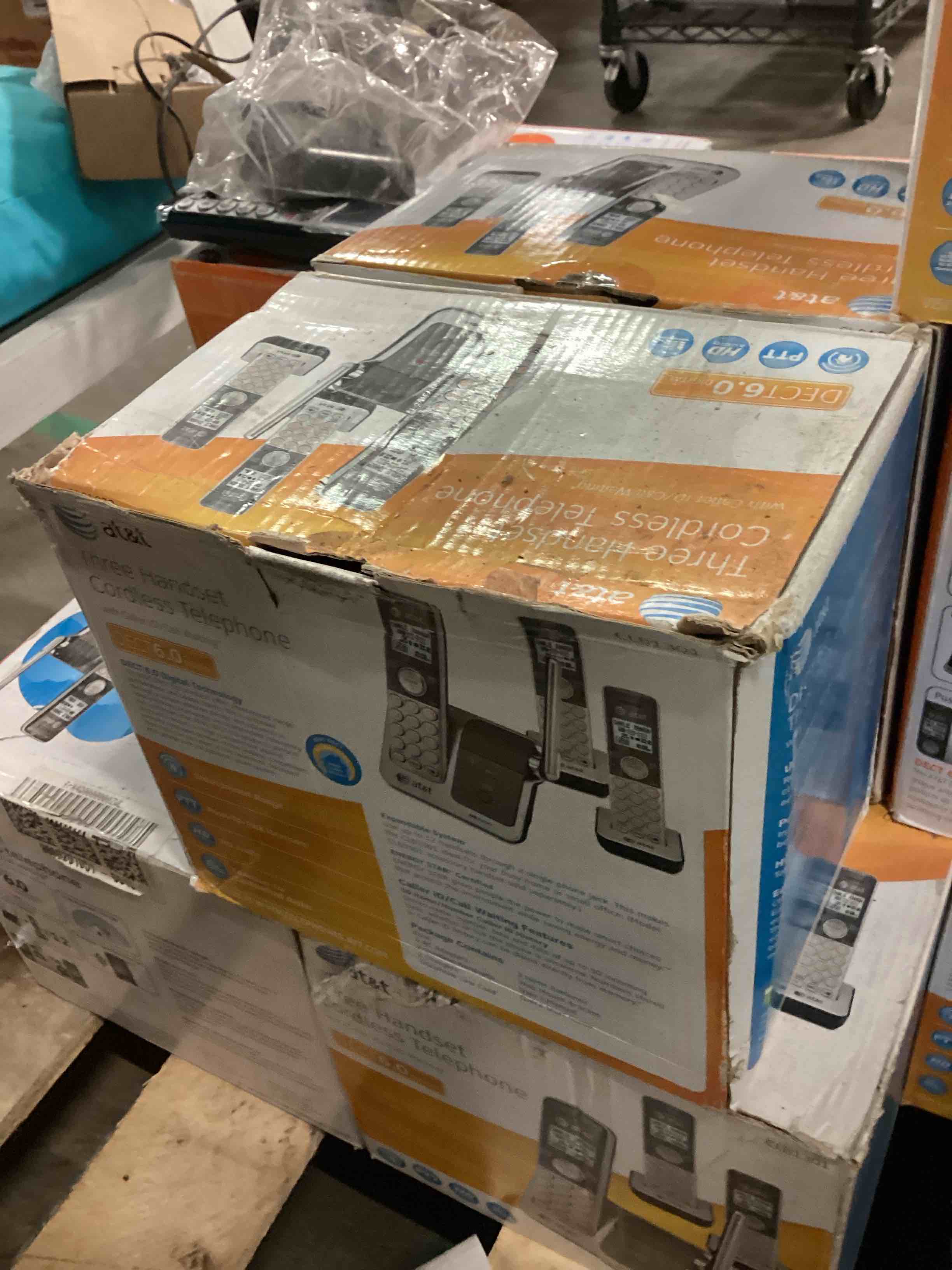 https://s3.amazonaws.com/lotting-images-prod/bidfta/BRN1868937_1754319124378.jpeg