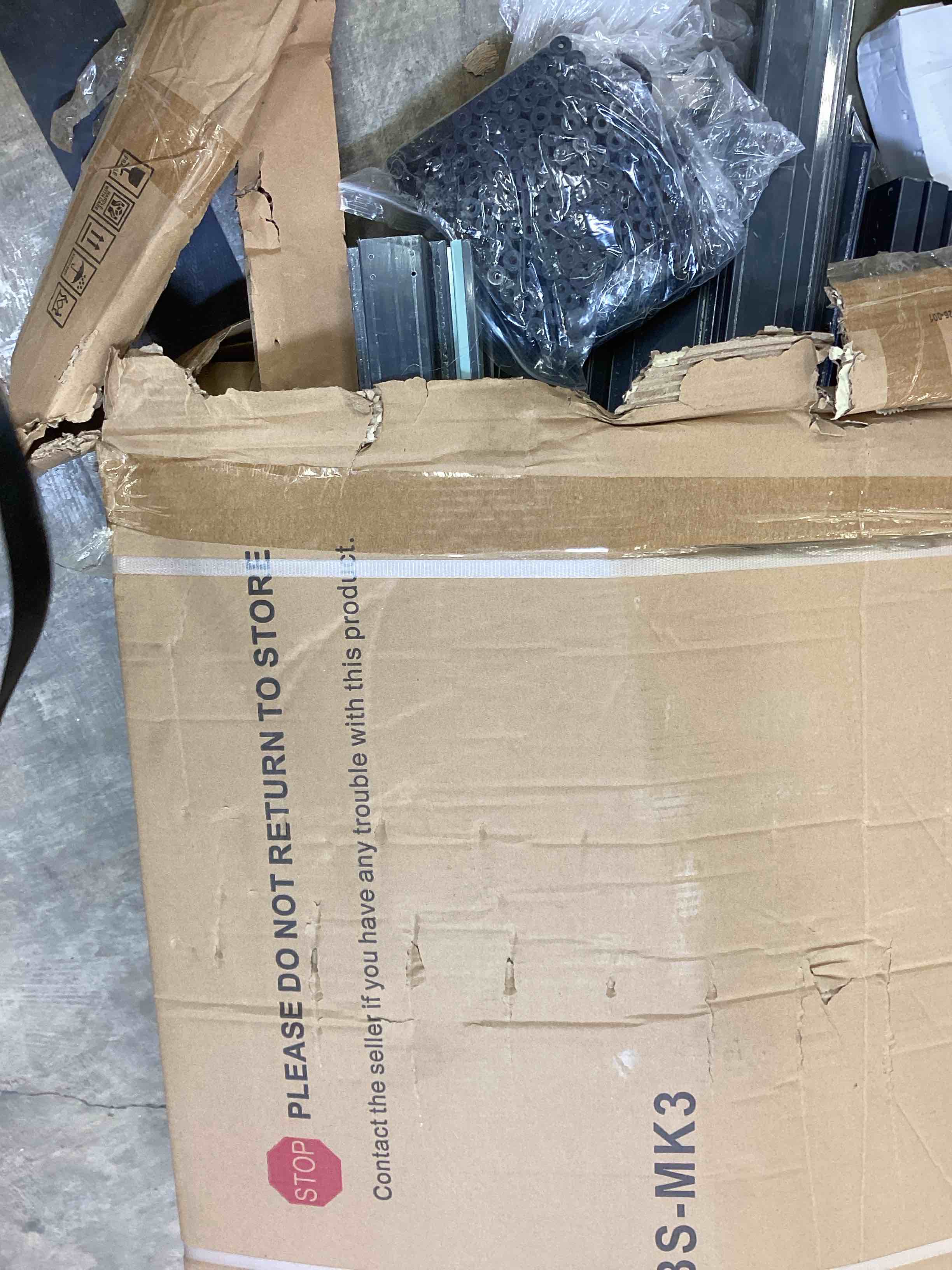 https://s3.amazonaws.com/lotting-images-prod/bidfta/BRN1869828_1760994758835.jpeg
