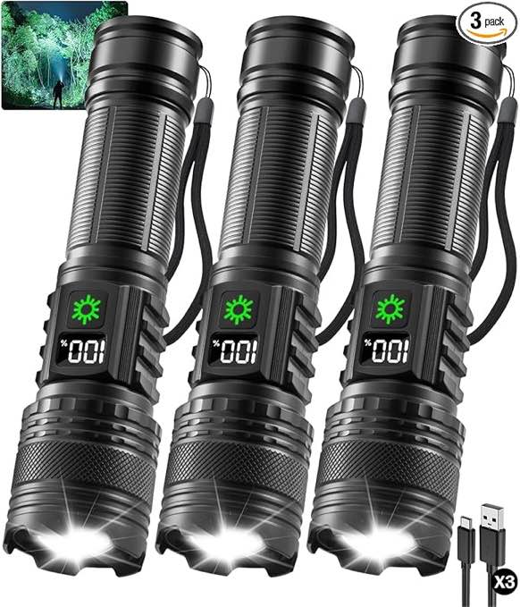 1700 LUMEN DUAL POWER FLASHLIGHT 
