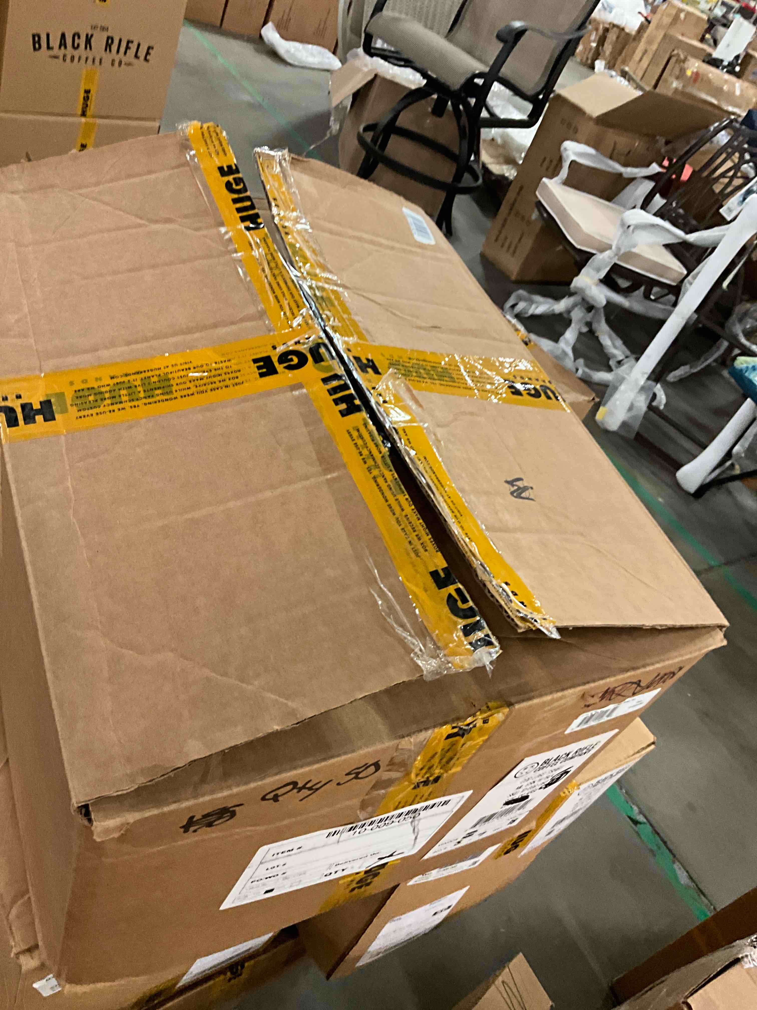 https://s3.amazonaws.com/lotting-images-prod/bidfta/BRN1887577_1754403599652.jpeg