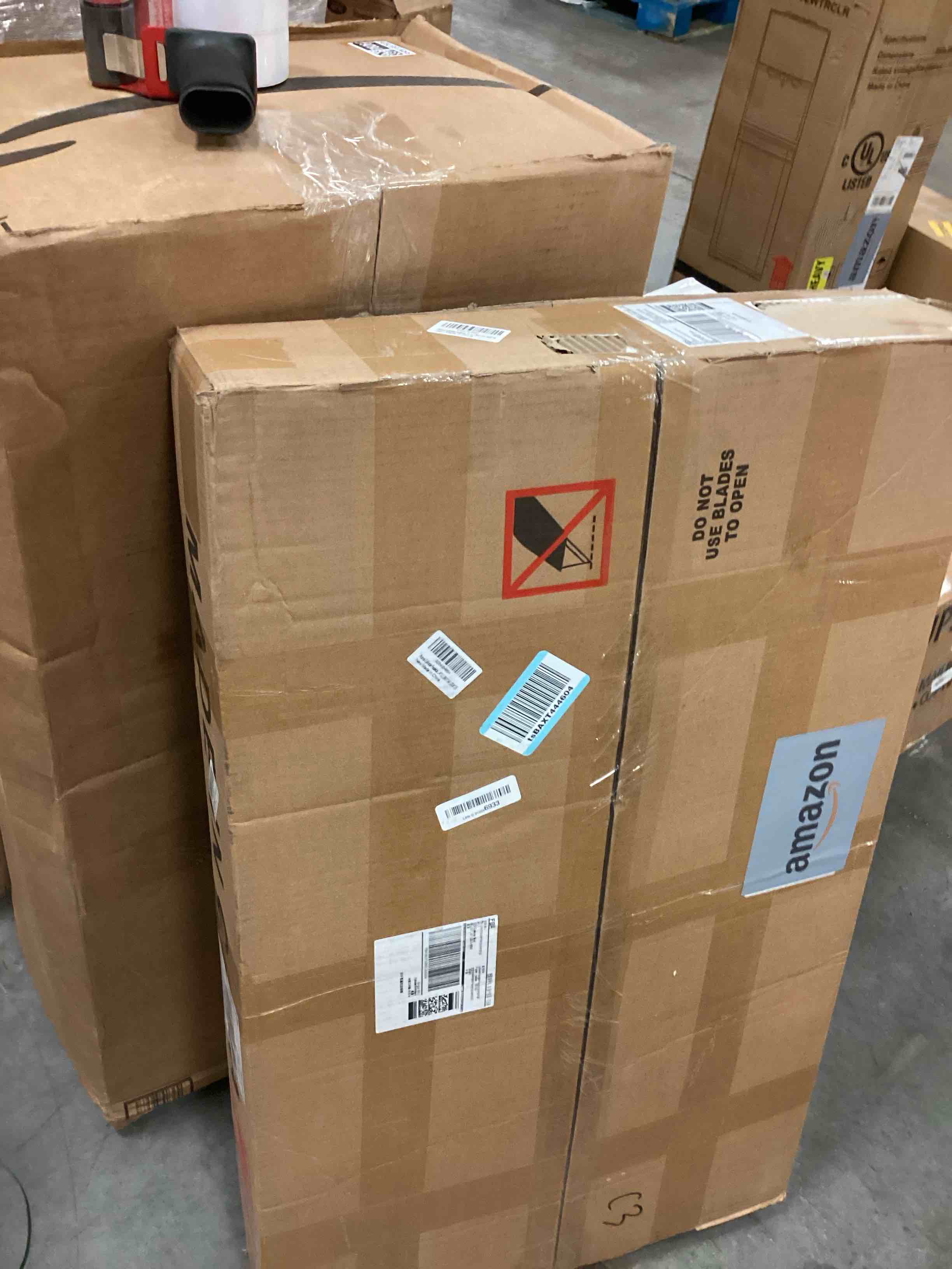 https://s3.amazonaws.com/lotting-images-prod/bidfta/BRN1887824_1754924027257.jpeg