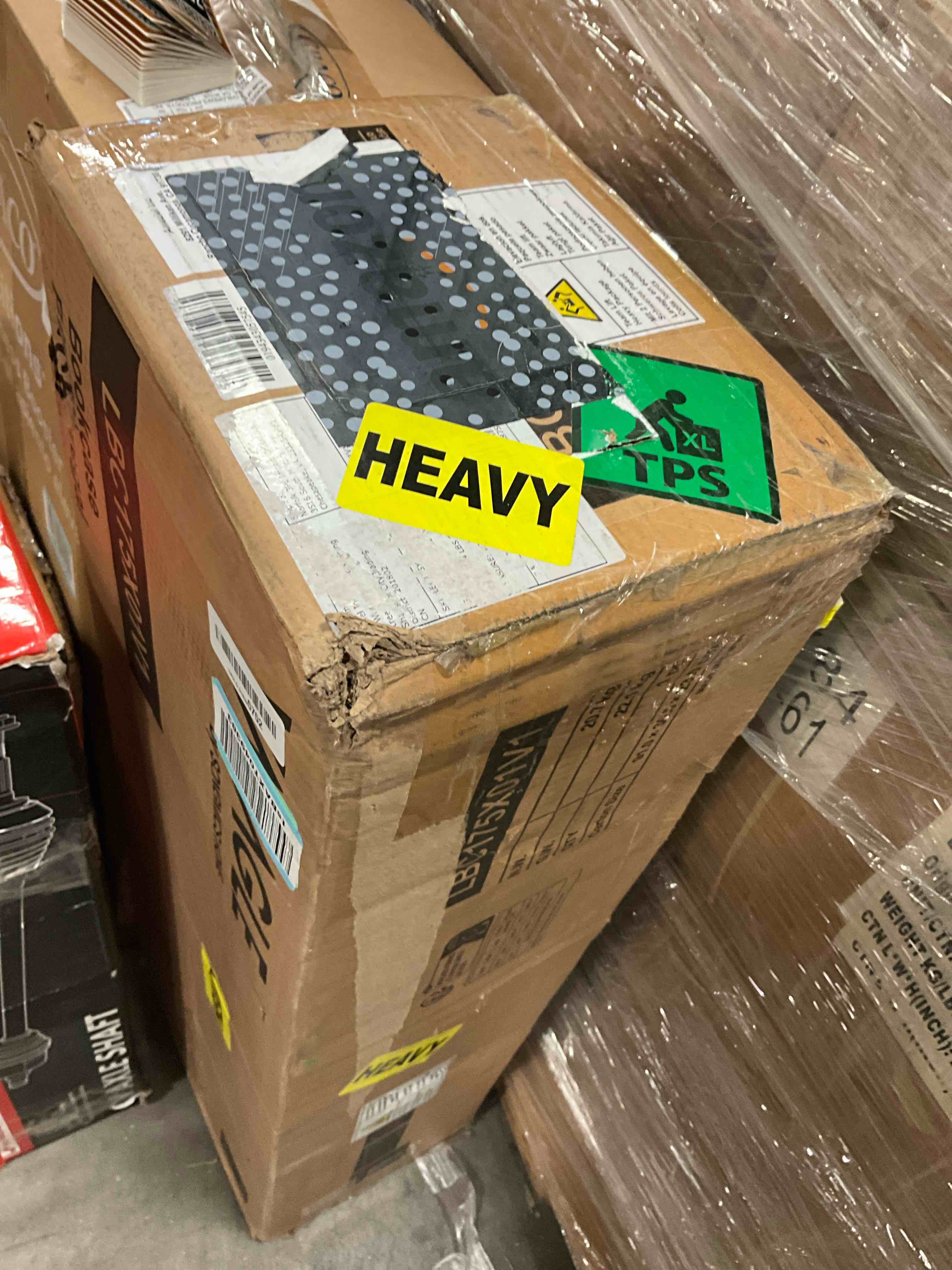 https://s3.amazonaws.com/lotting-images-prod/bidfta/BRN1887831_1754923379237.jpeg
