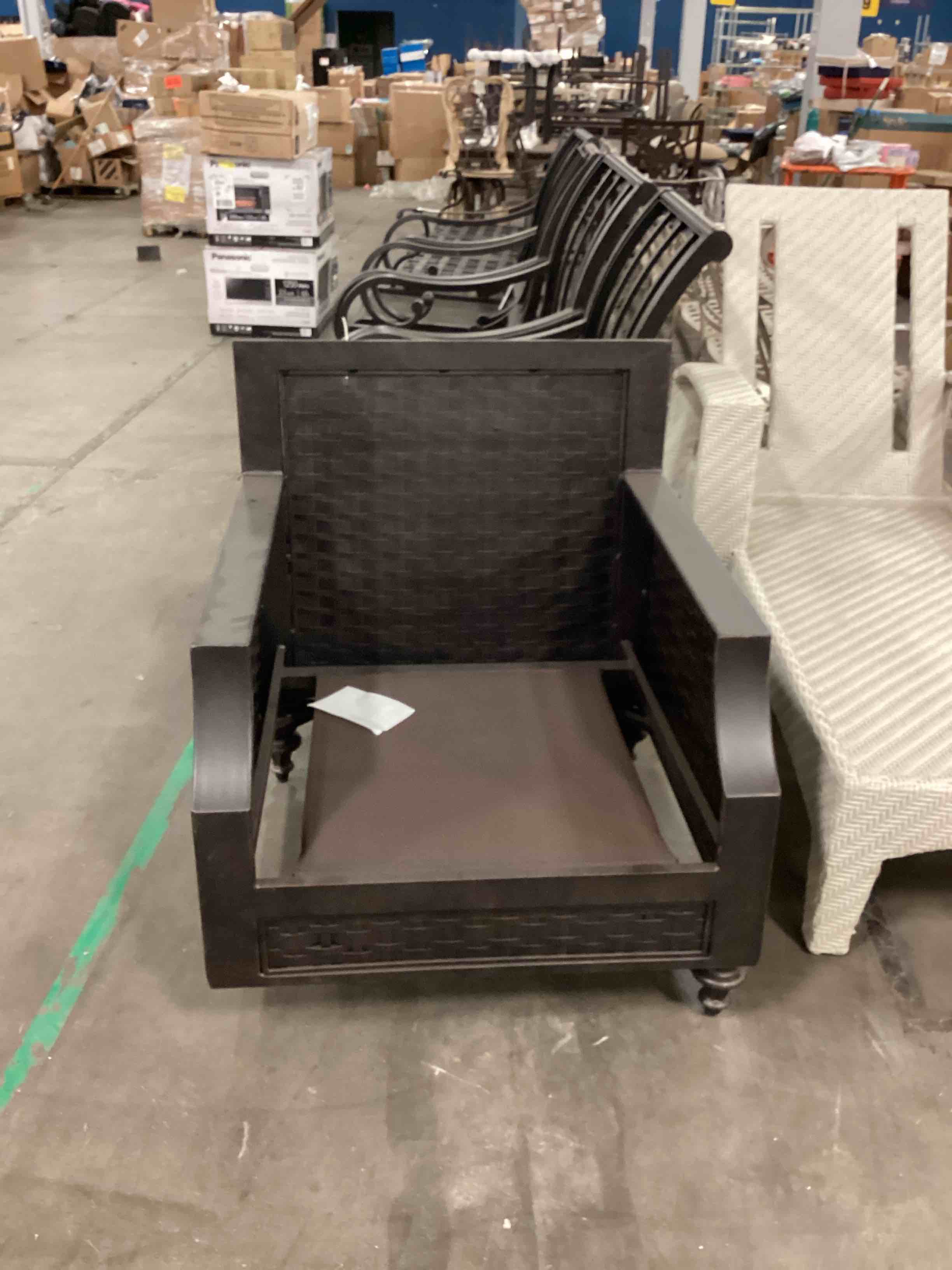Patio Accent Chair with Back and Sides, Loose Seat Cushion, Mallin Casual Furniture