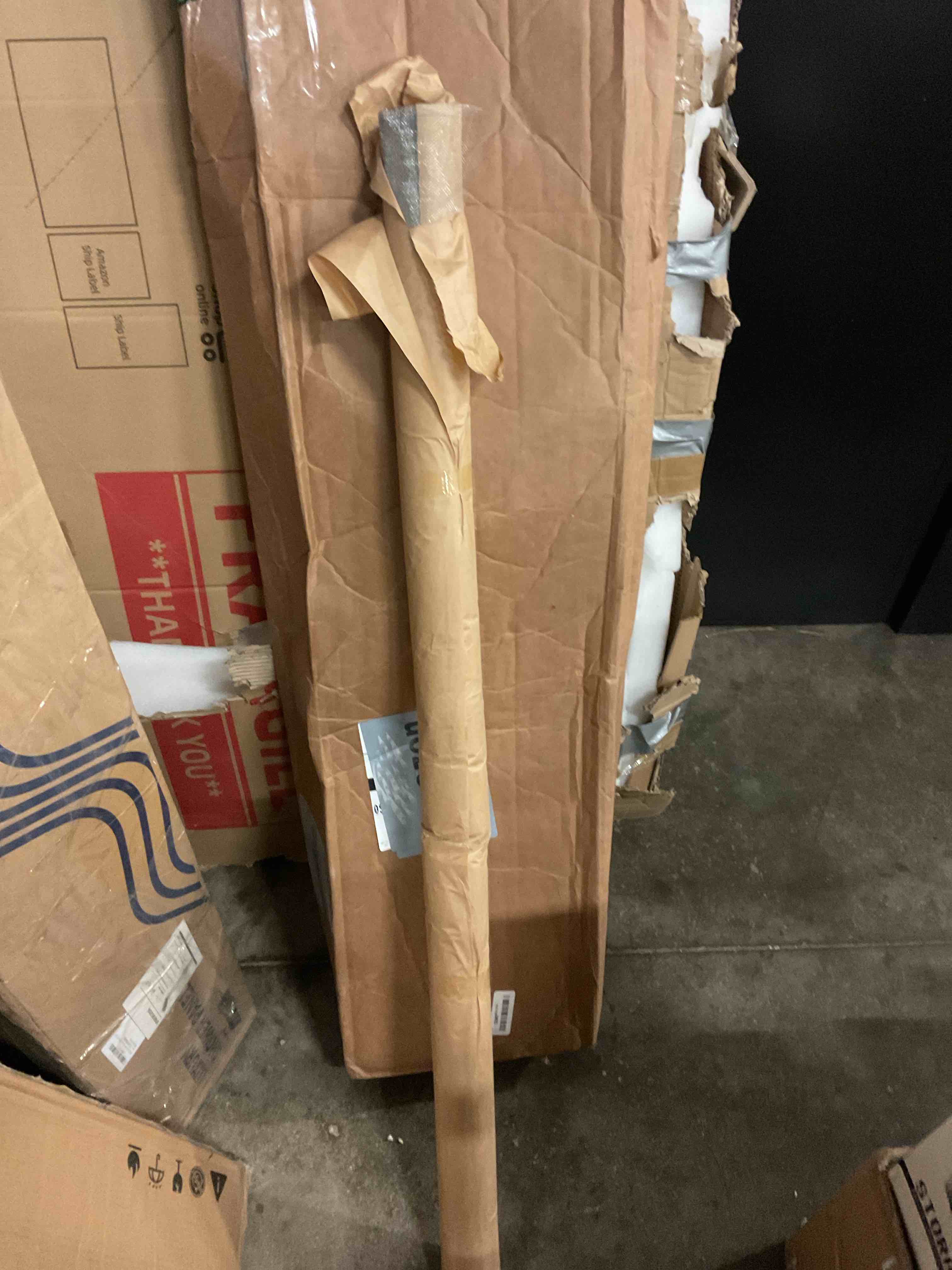https://s3.amazonaws.com/lotting-images-prod/bidfta/BRN1889089_1745608210935.jpeg