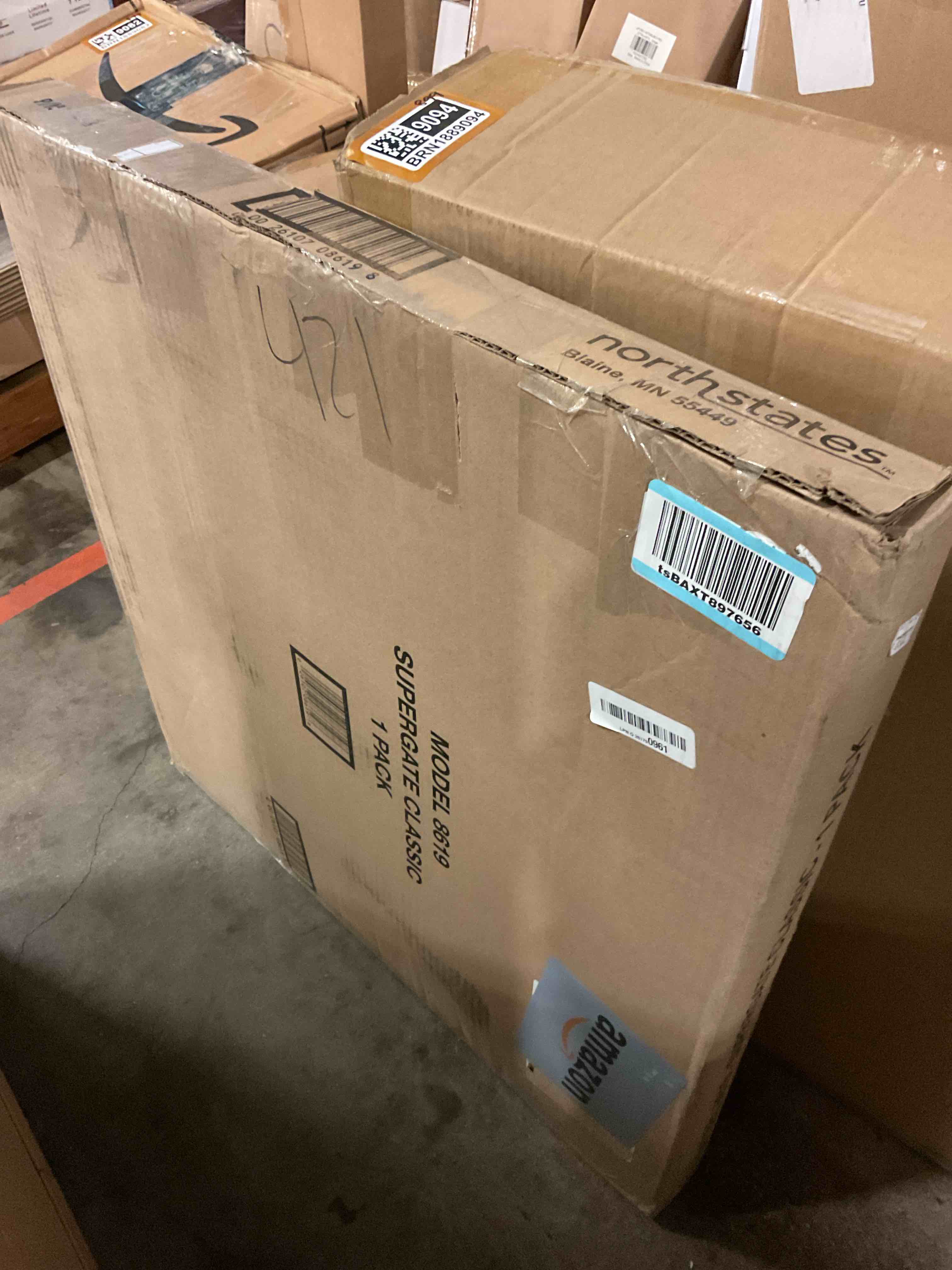 https://s3.amazonaws.com/lotting-images-prod/bidfta/BRN1889095_1745612873504.jpeg