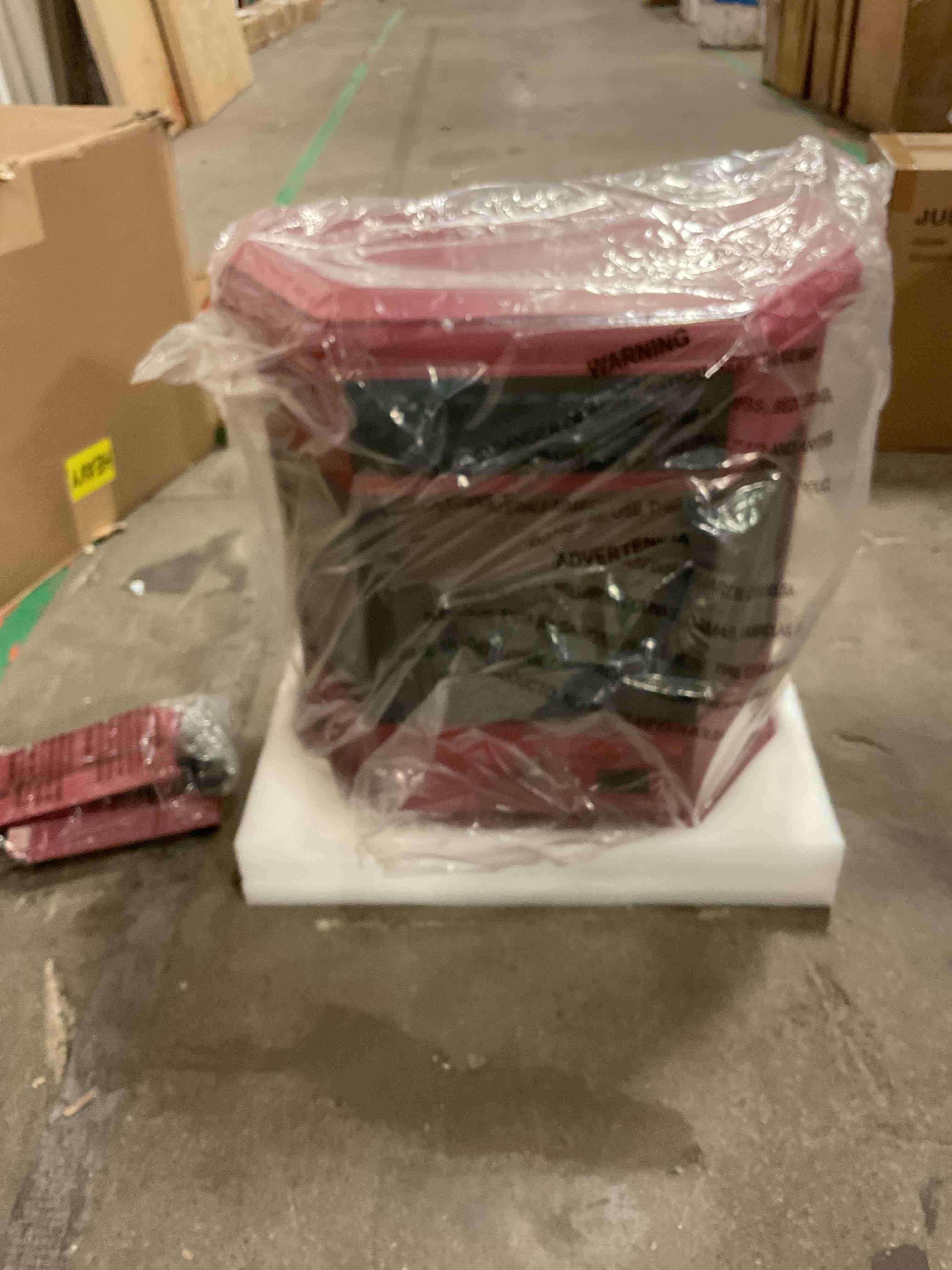 https://s3.amazonaws.com/lotting-images-prod/bidfta/BRN1889564_1746626674910.jpeg