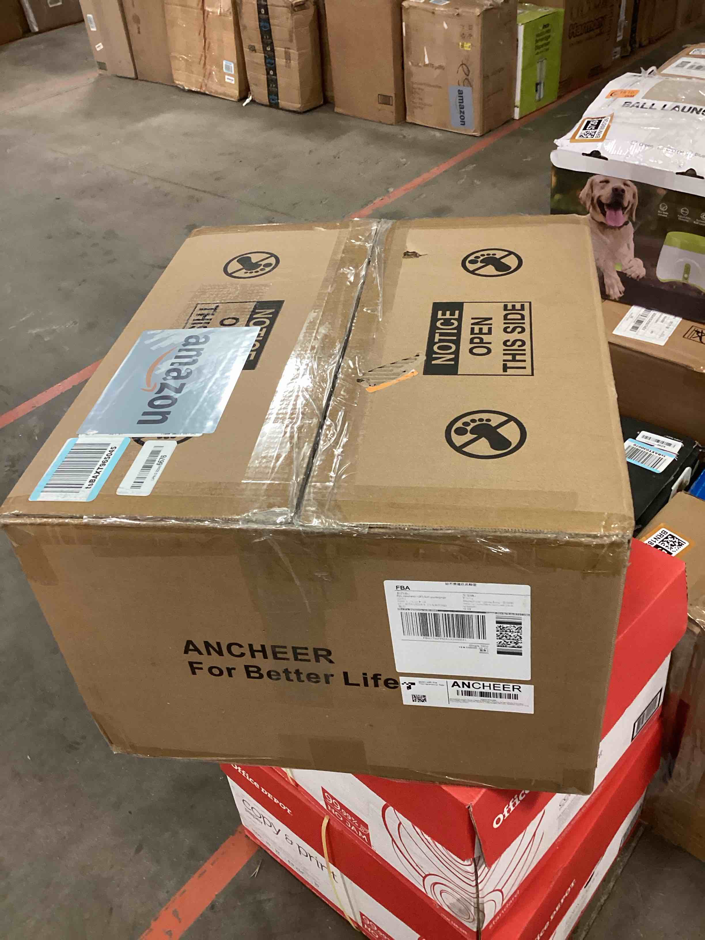 https://s3.amazonaws.com/lotting-images-prod/bidfta/BRN1895724_1745594772821.jpeg