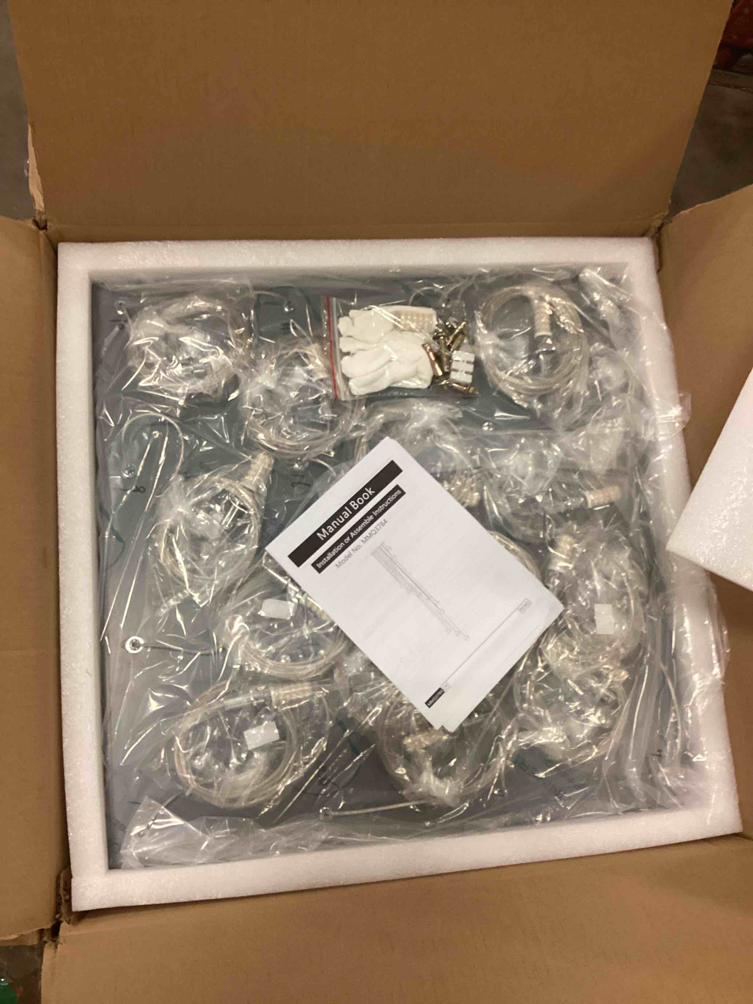 https://s3.amazonaws.com/lotting-images-prod/bidfta/BRN1895840_1745607526111.jpeg