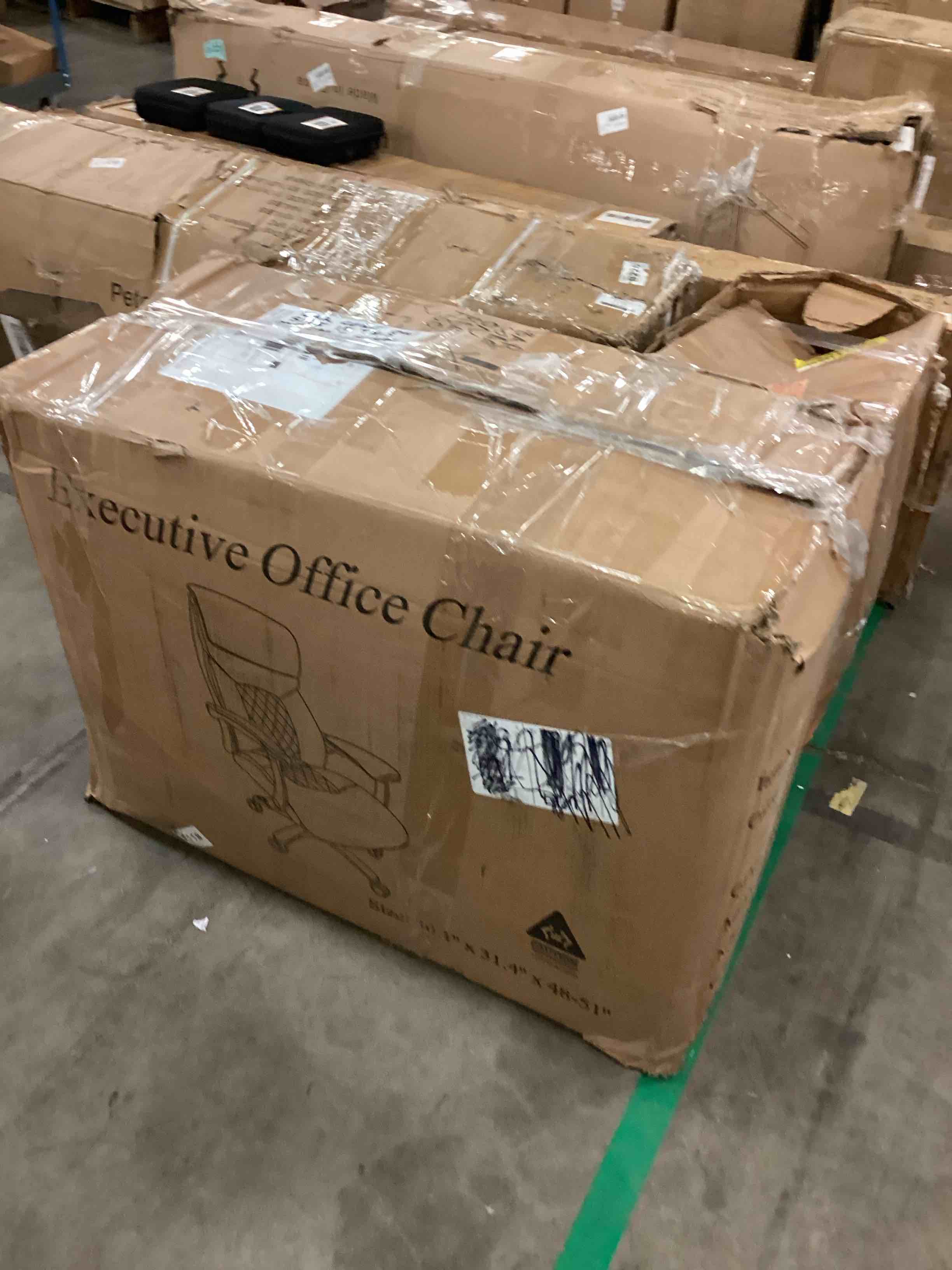 https://s3.amazonaws.com/lotting-images-prod/bidfta/BRN1896381_1746461787543.jpeg