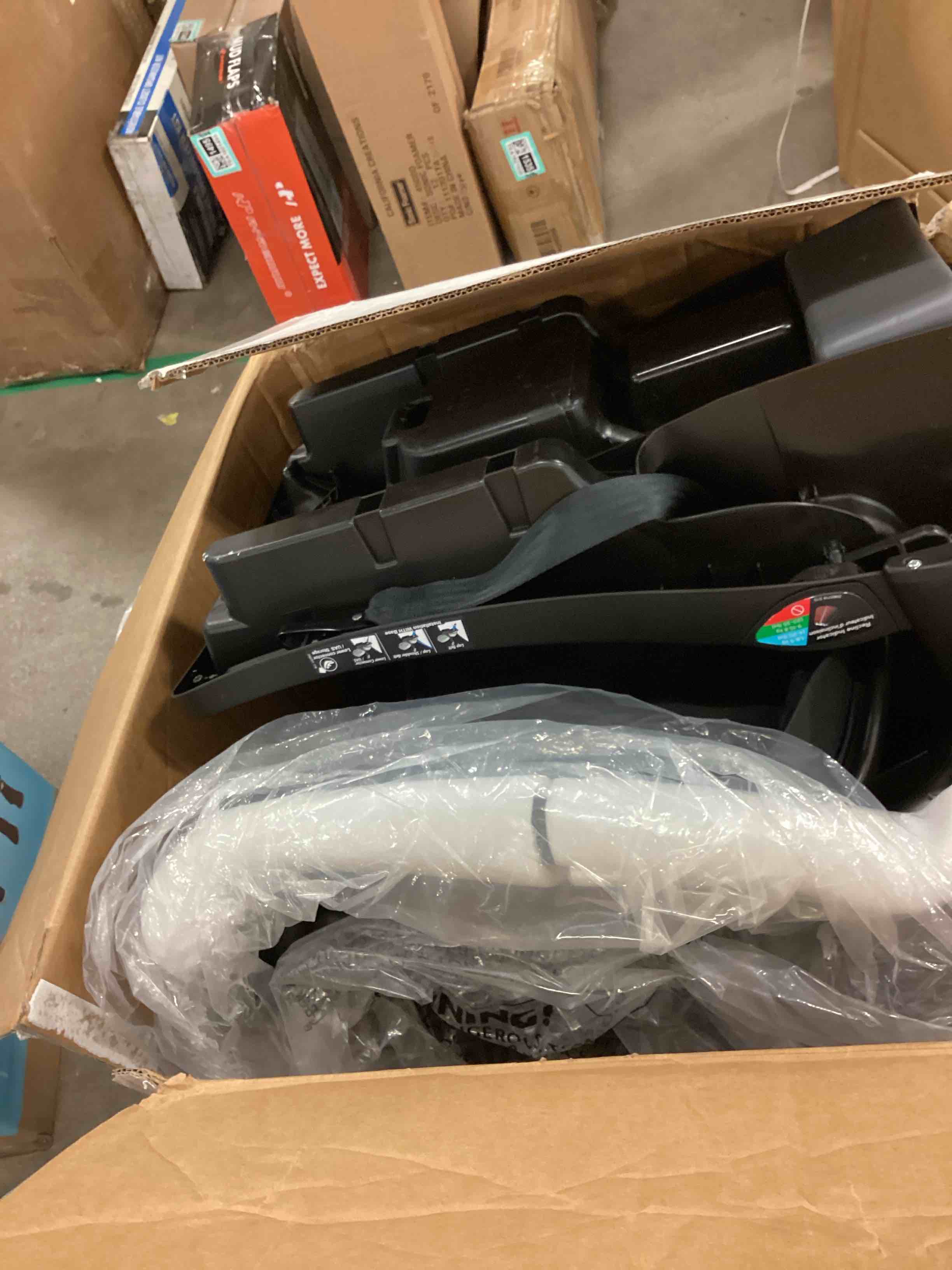https://s3.amazonaws.com/lotting-images-prod/bidfta/BRN1896461_1746552727007.jpeg