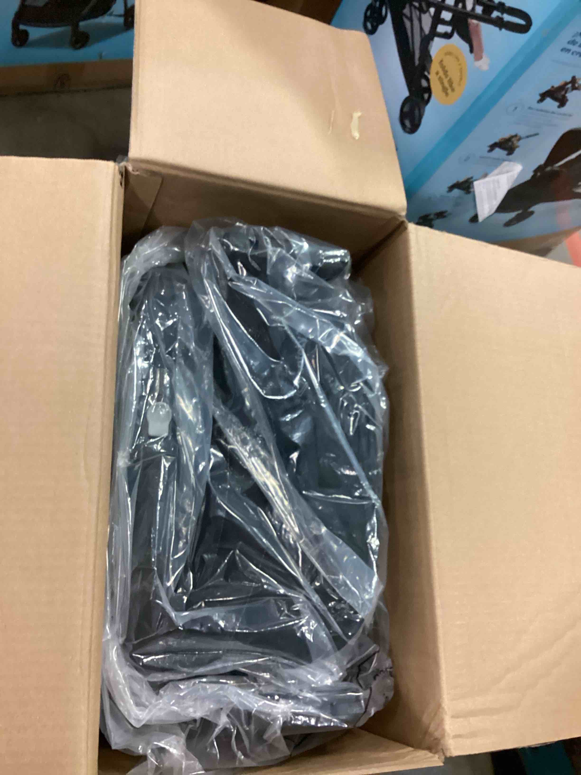 https://s3.amazonaws.com/lotting-images-prod/bidfta/BRN1896513_1746654551022.jpeg