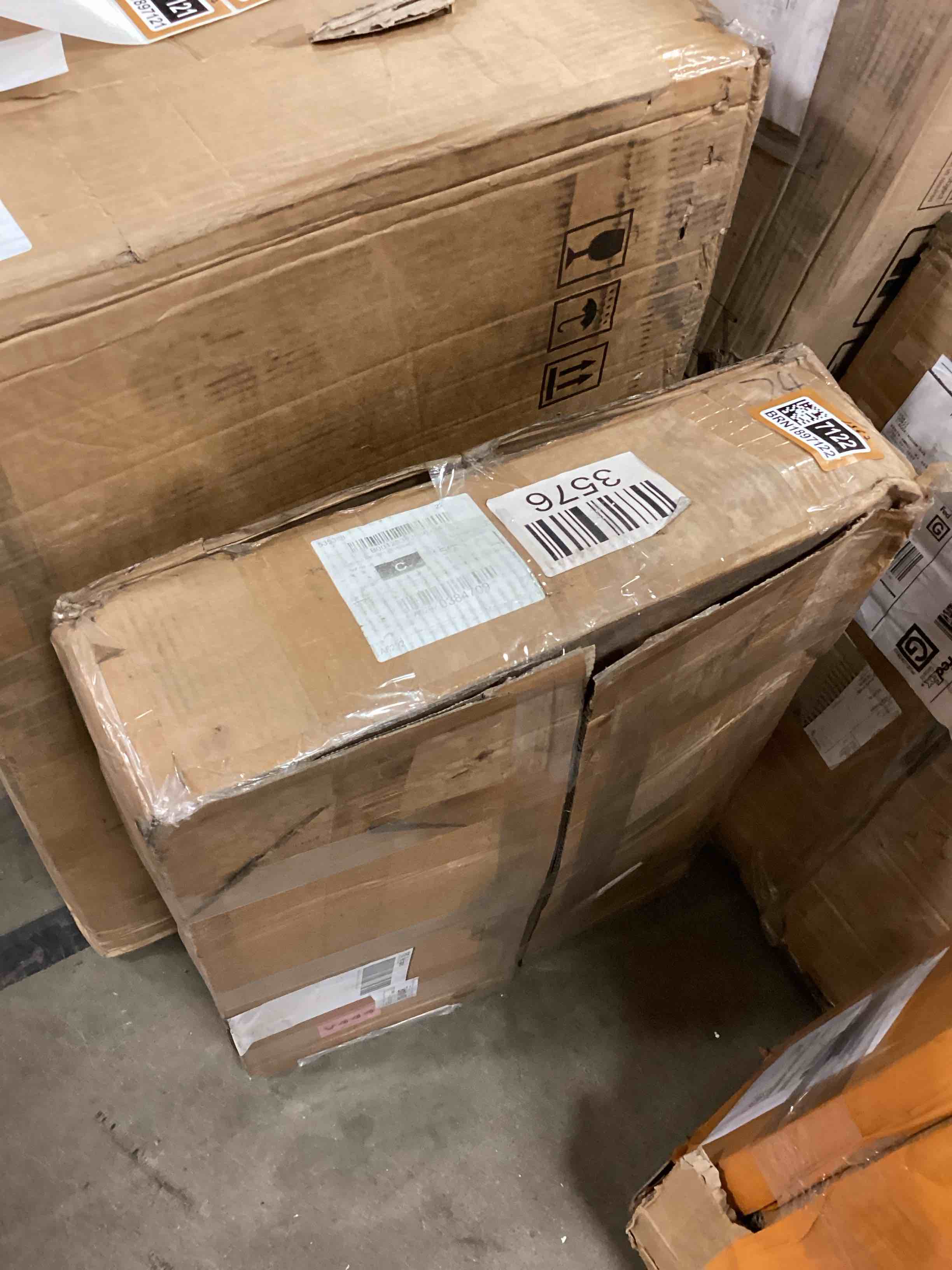 https://s3.amazonaws.com/lotting-images-prod/bidfta/BRN1897122_1750271051448.jpeg