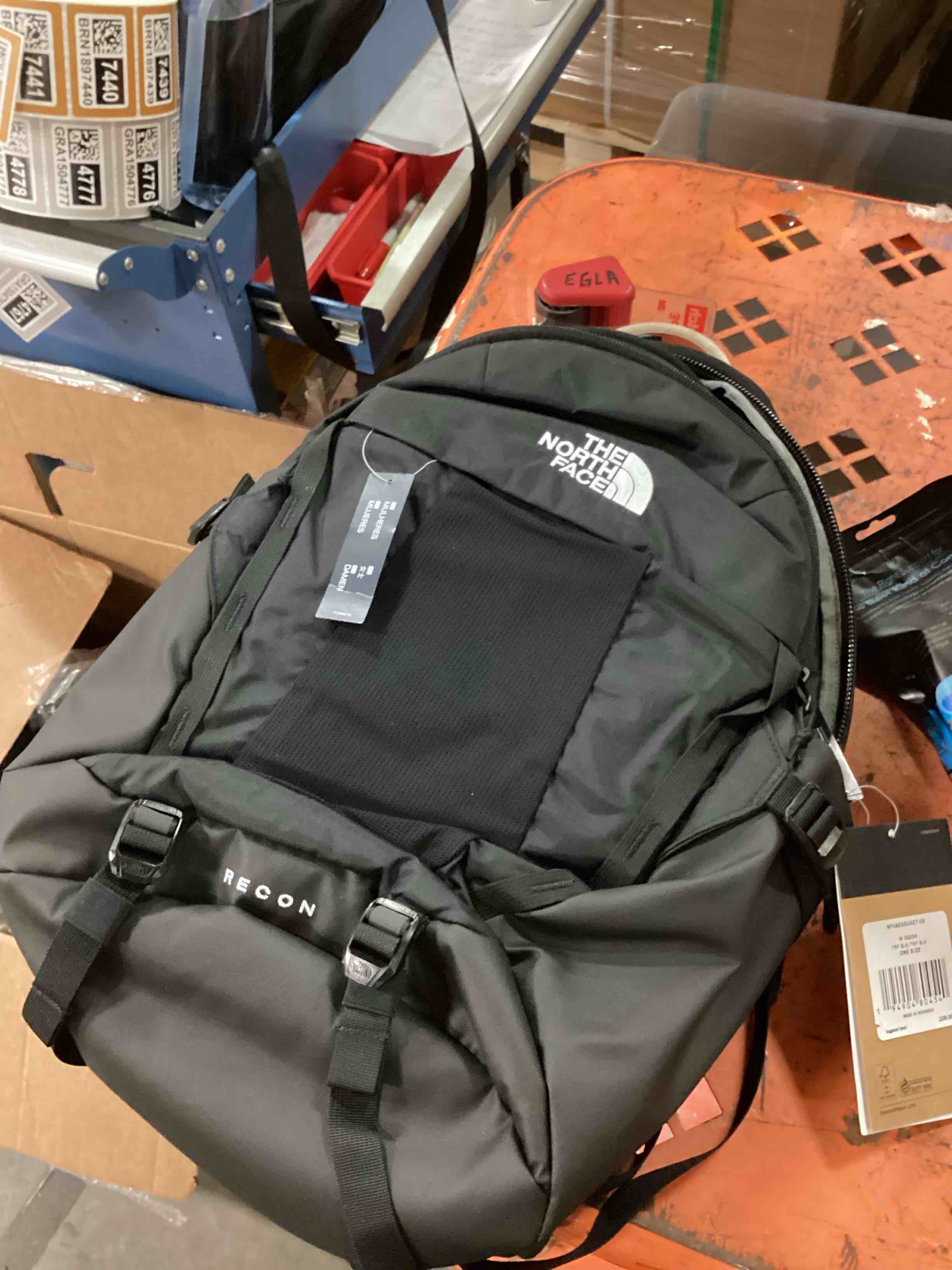 https://s3.amazonaws.com/lotting-images-prod/bidfta/BRN1897424_1750887051912.jpeg