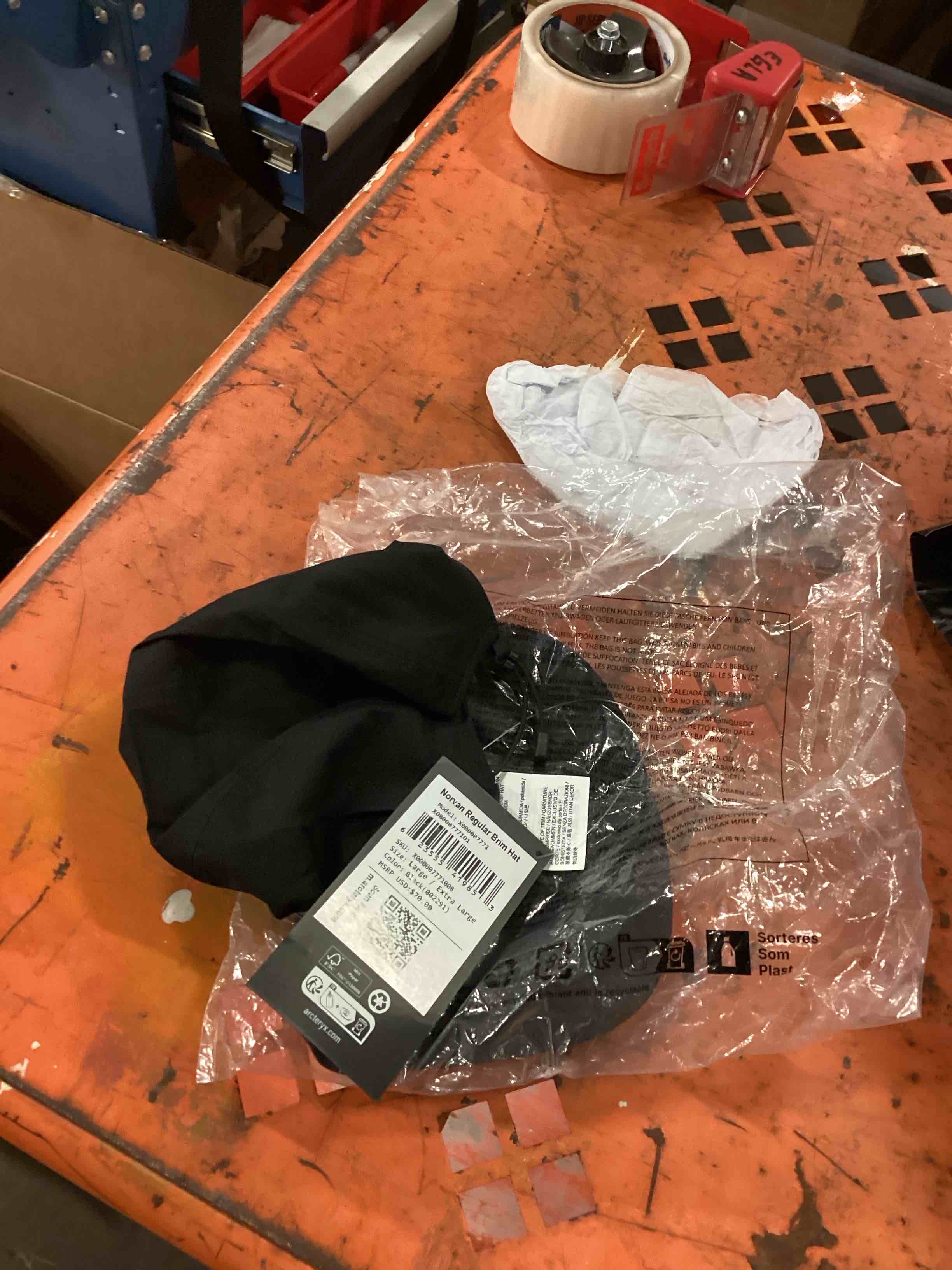 https://s3.amazonaws.com/lotting-images-prod/bidfta/BRN1897425_1750886944626.jpeg