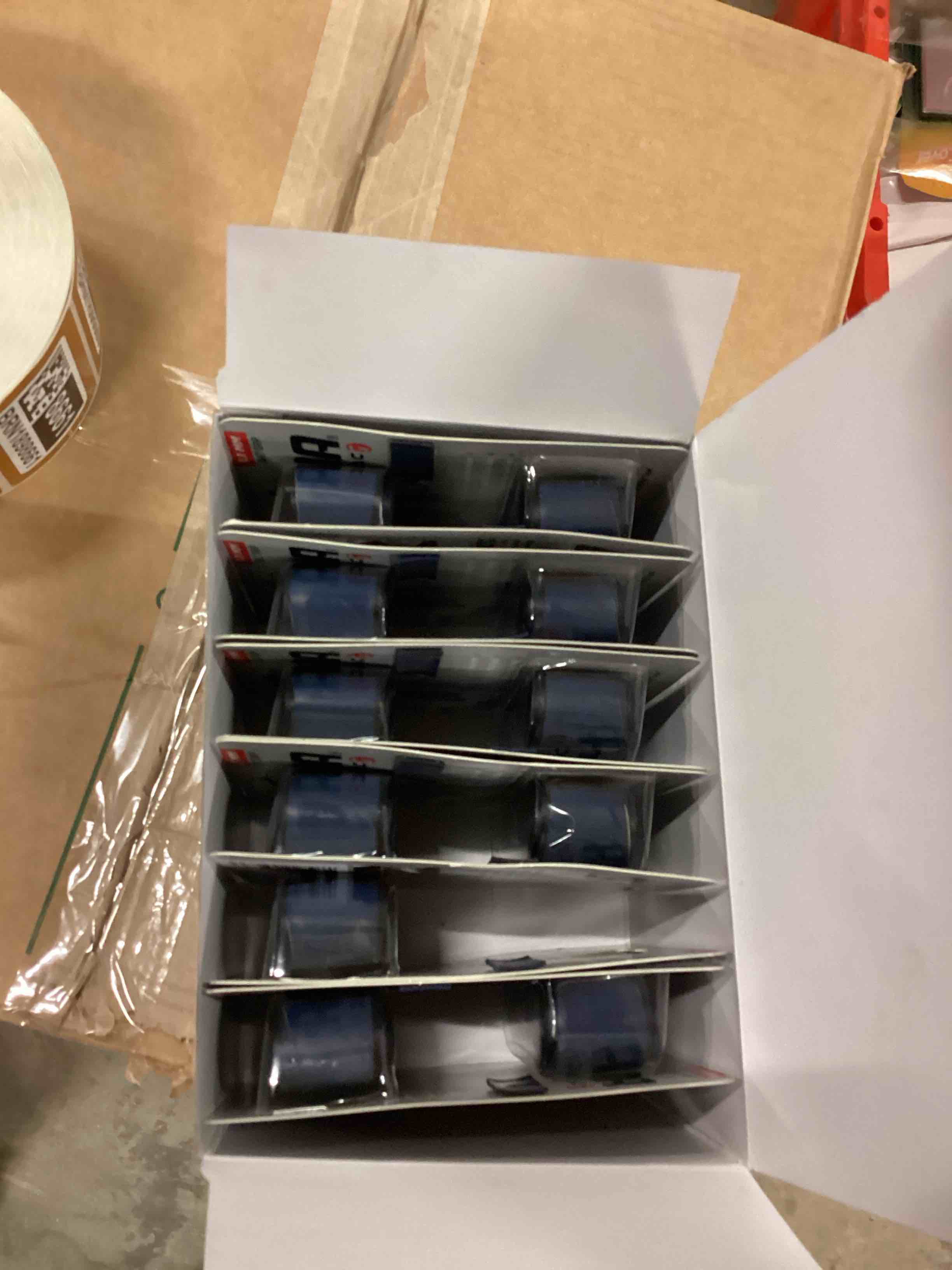 https://s3.amazonaws.com/lotting-images-prod/bidfta/BRN1898655_1752600457047.jpeg