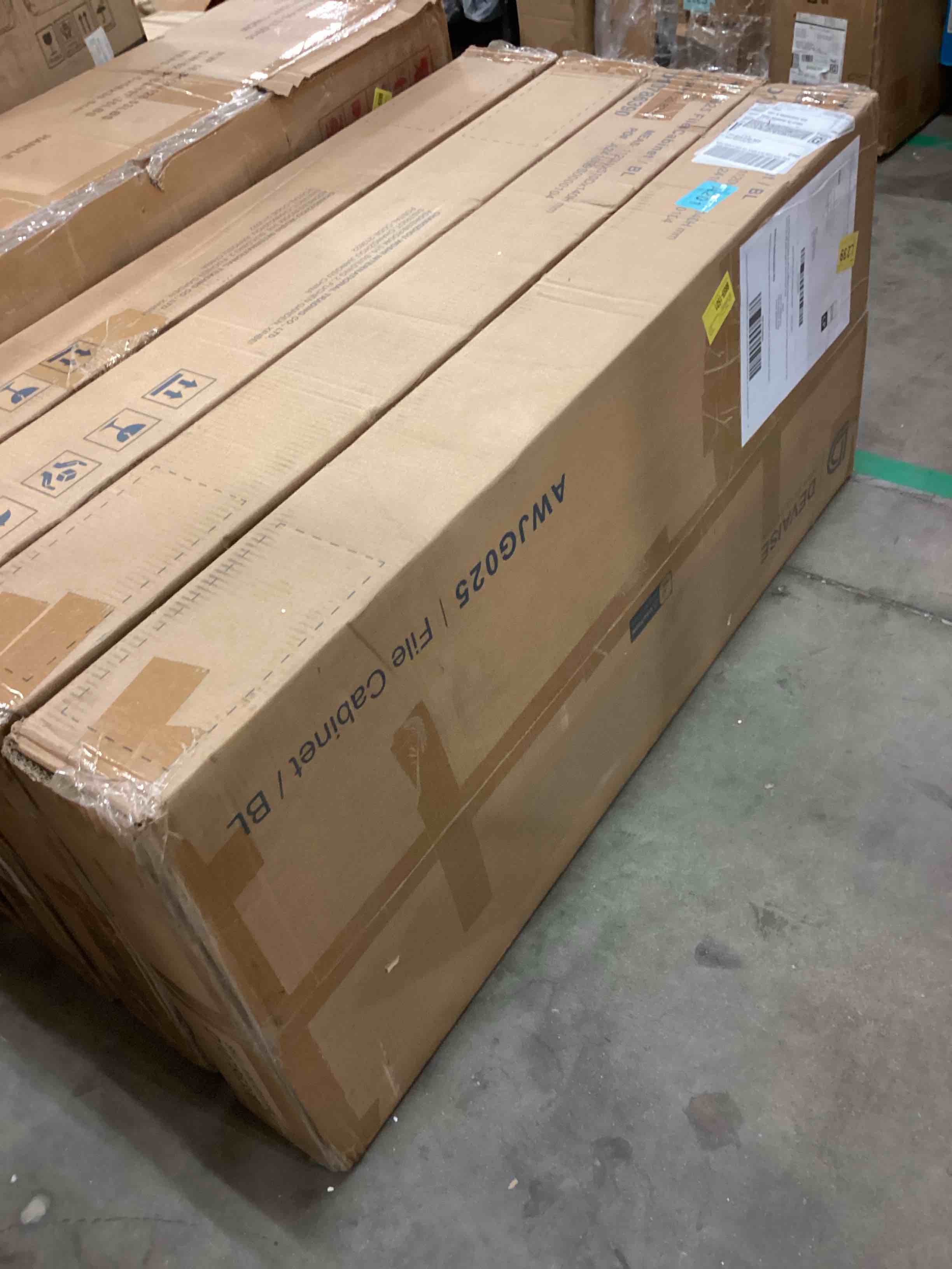 https://s3.amazonaws.com/lotting-images-prod/bidfta/BRN1898965_1752783141318.jpeg