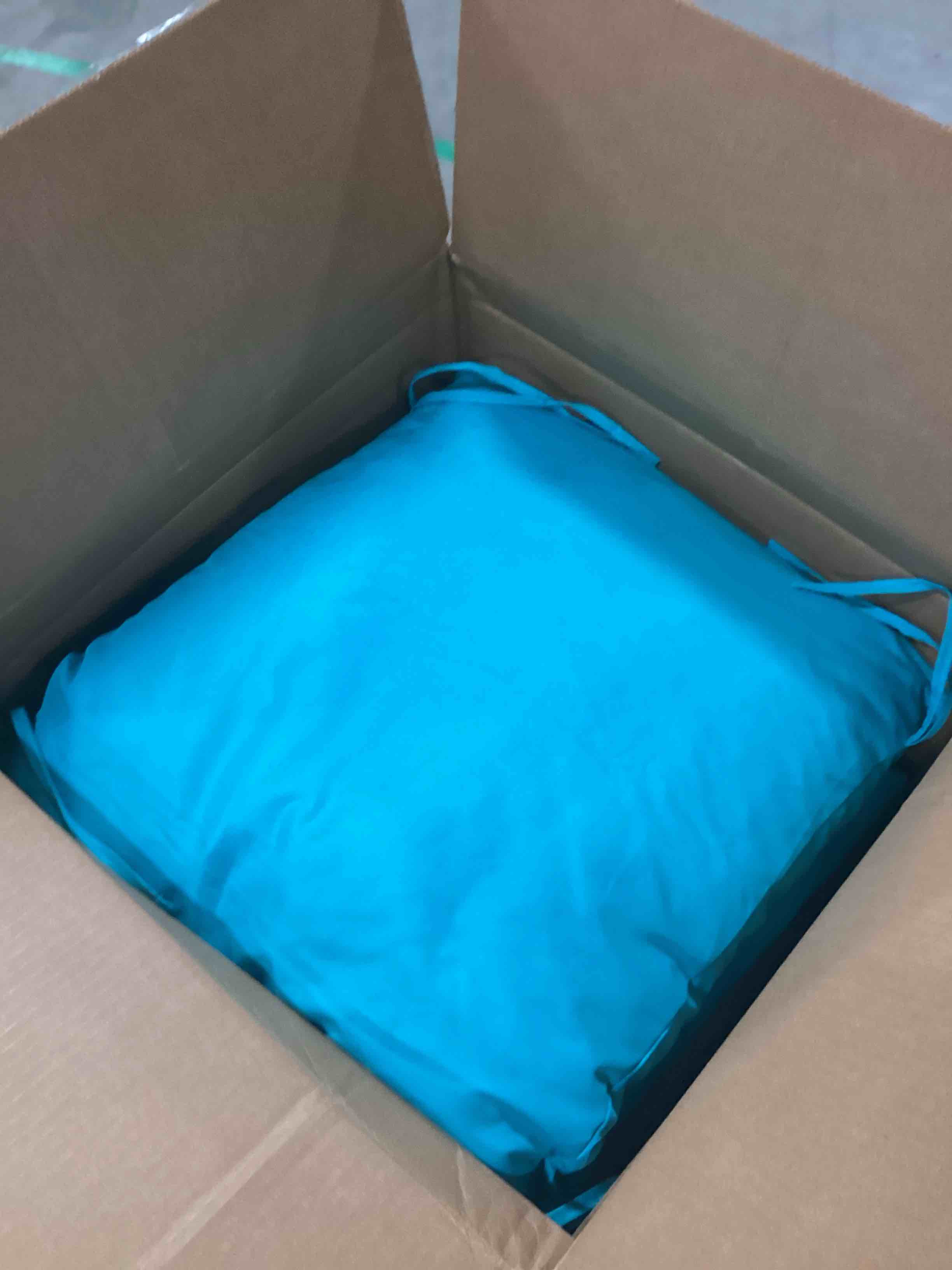 https://s3.amazonaws.com/lotting-images-prod/bidfta/BRN1899219_1753363568280.jpeg
