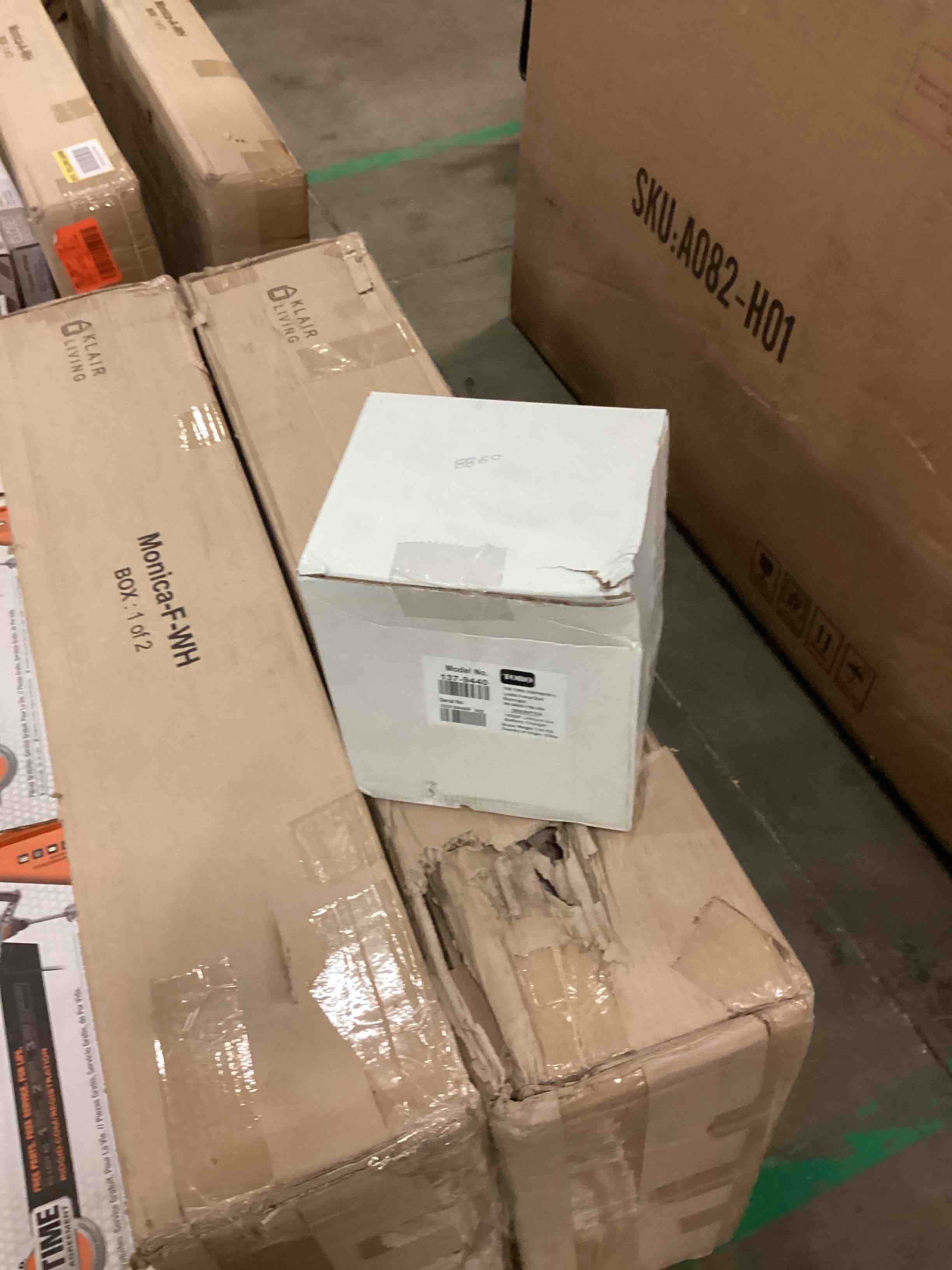 https://s3.amazonaws.com/lotting-images-prod/bidfta/BRN1899320_1753905617813.jpeg