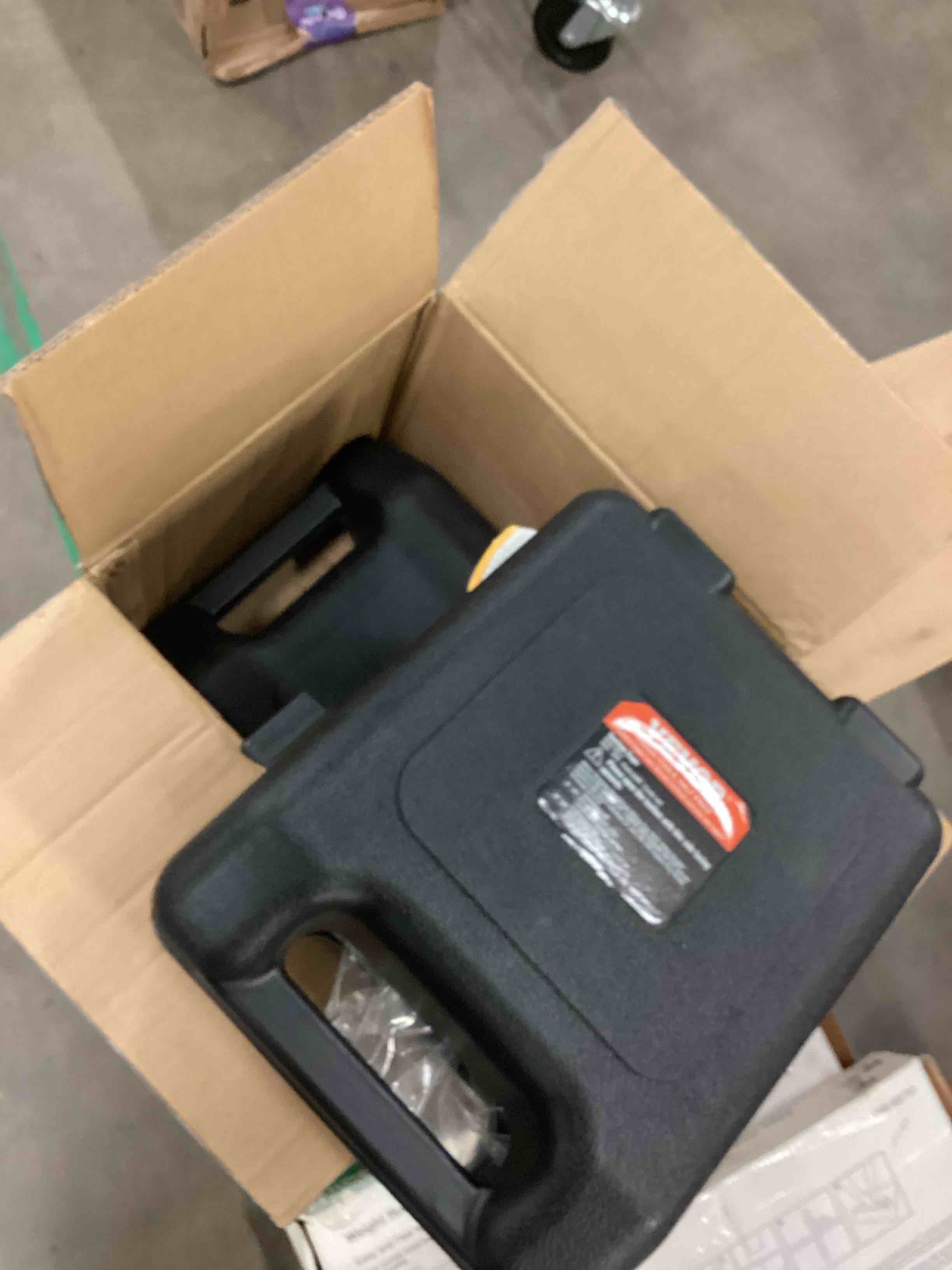 https://s3.amazonaws.com/lotting-images-prod/bidfta/BRN1899341_1753909384247.jpeg