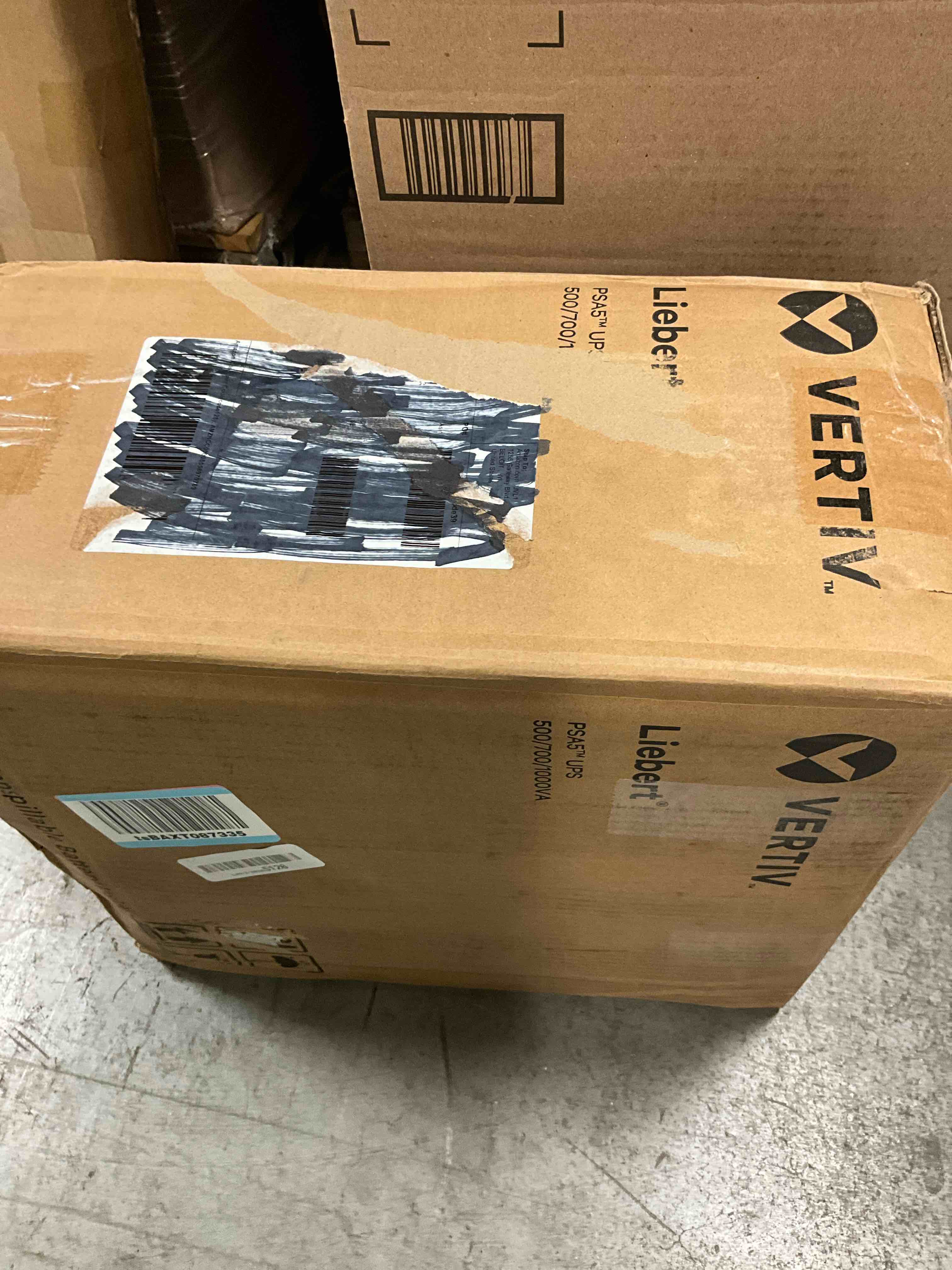 https://s3.amazonaws.com/lotting-images-prod/bidfta/BRN1899463_1754669476714.jpeg