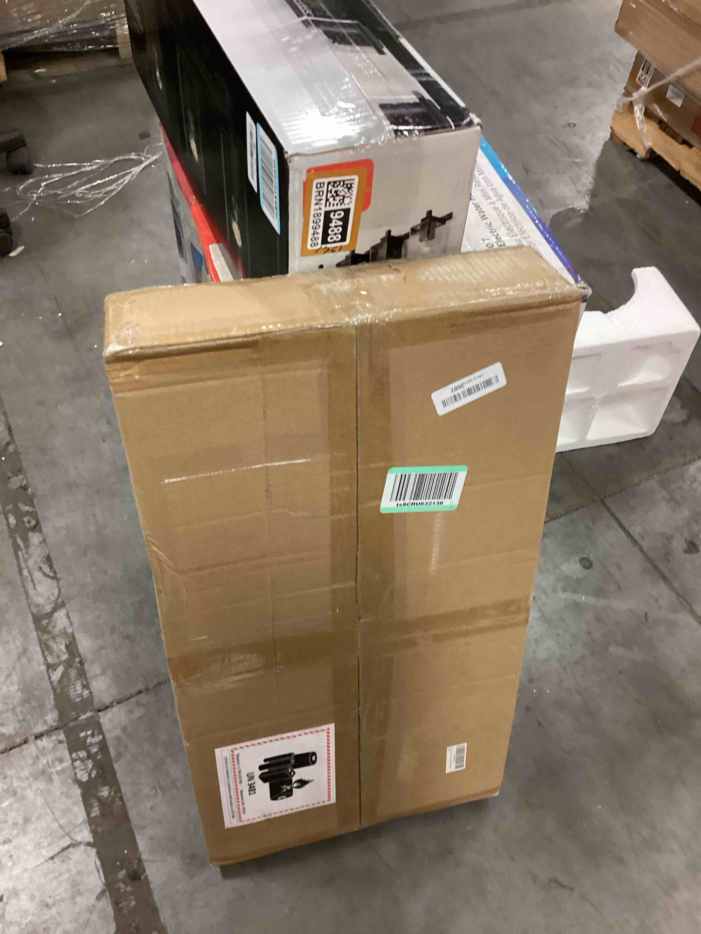https://s3.amazonaws.com/lotting-images-prod/bidfta/BRN1899487_1754671539339.jpeg